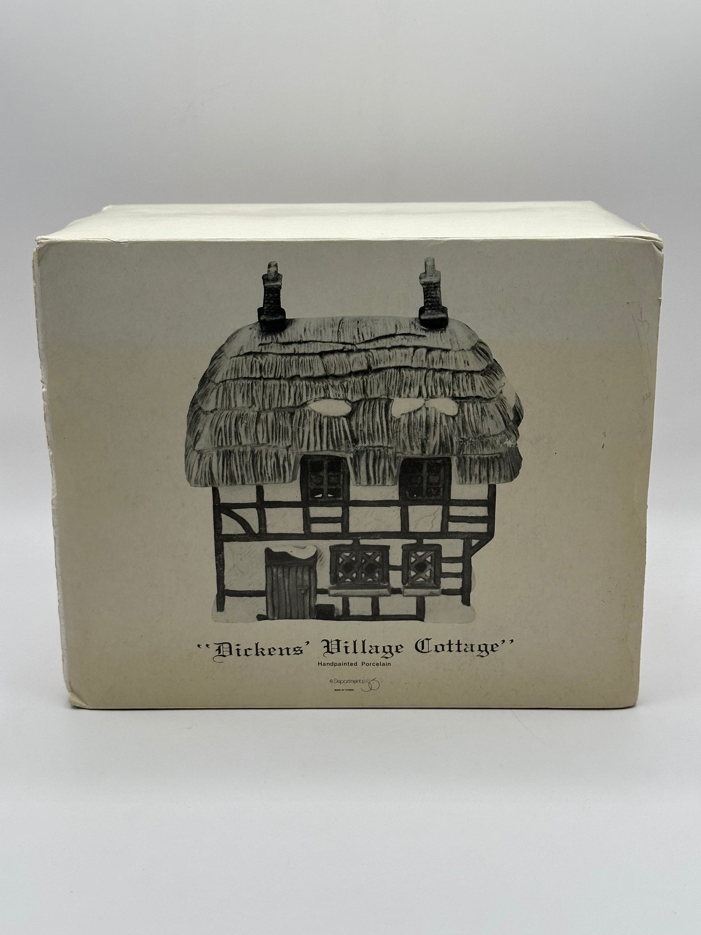 Department 56 - Thatched Cottage - Dickens' Village