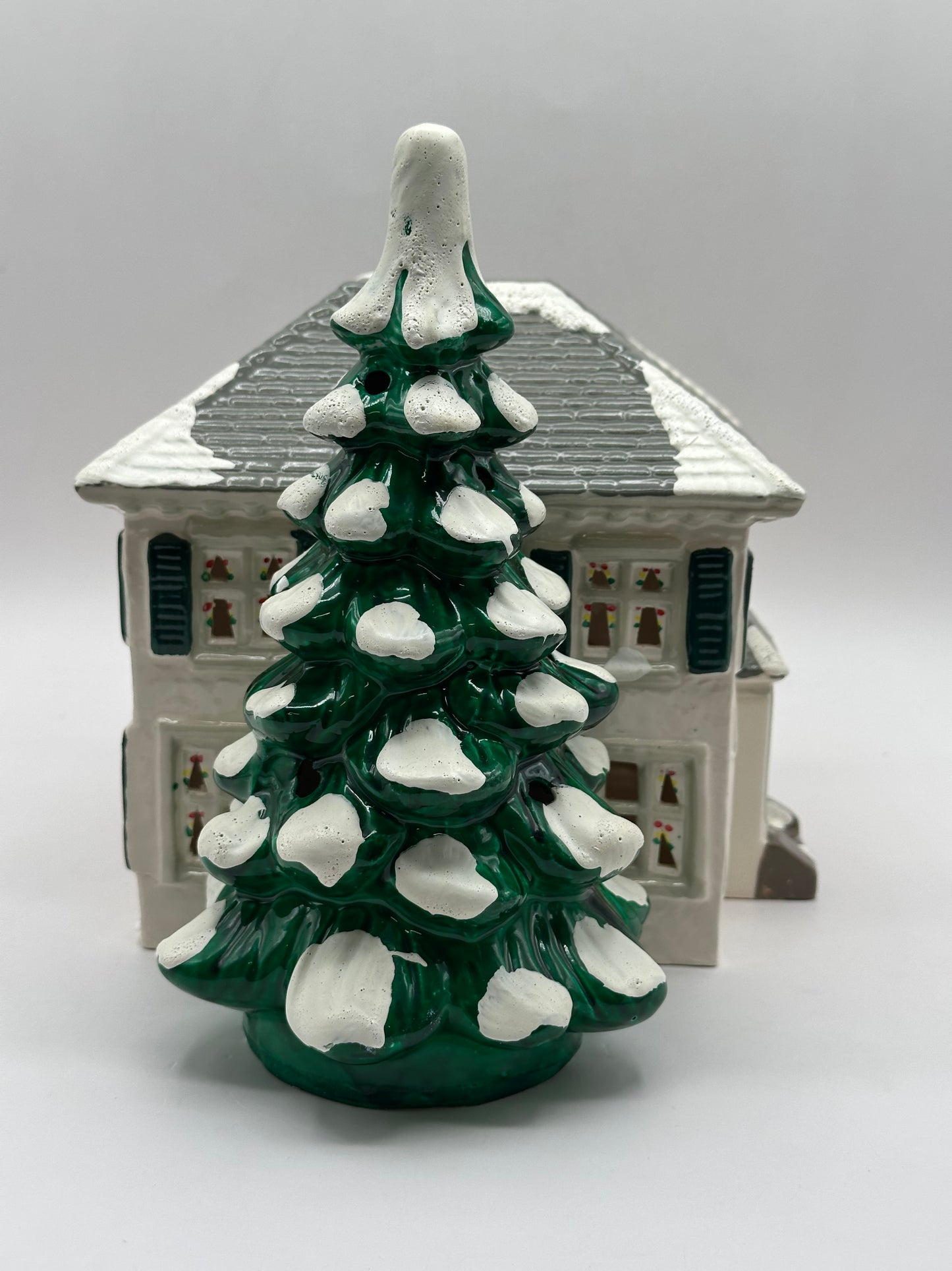 Department 56 - River Road House - Original Snow Village