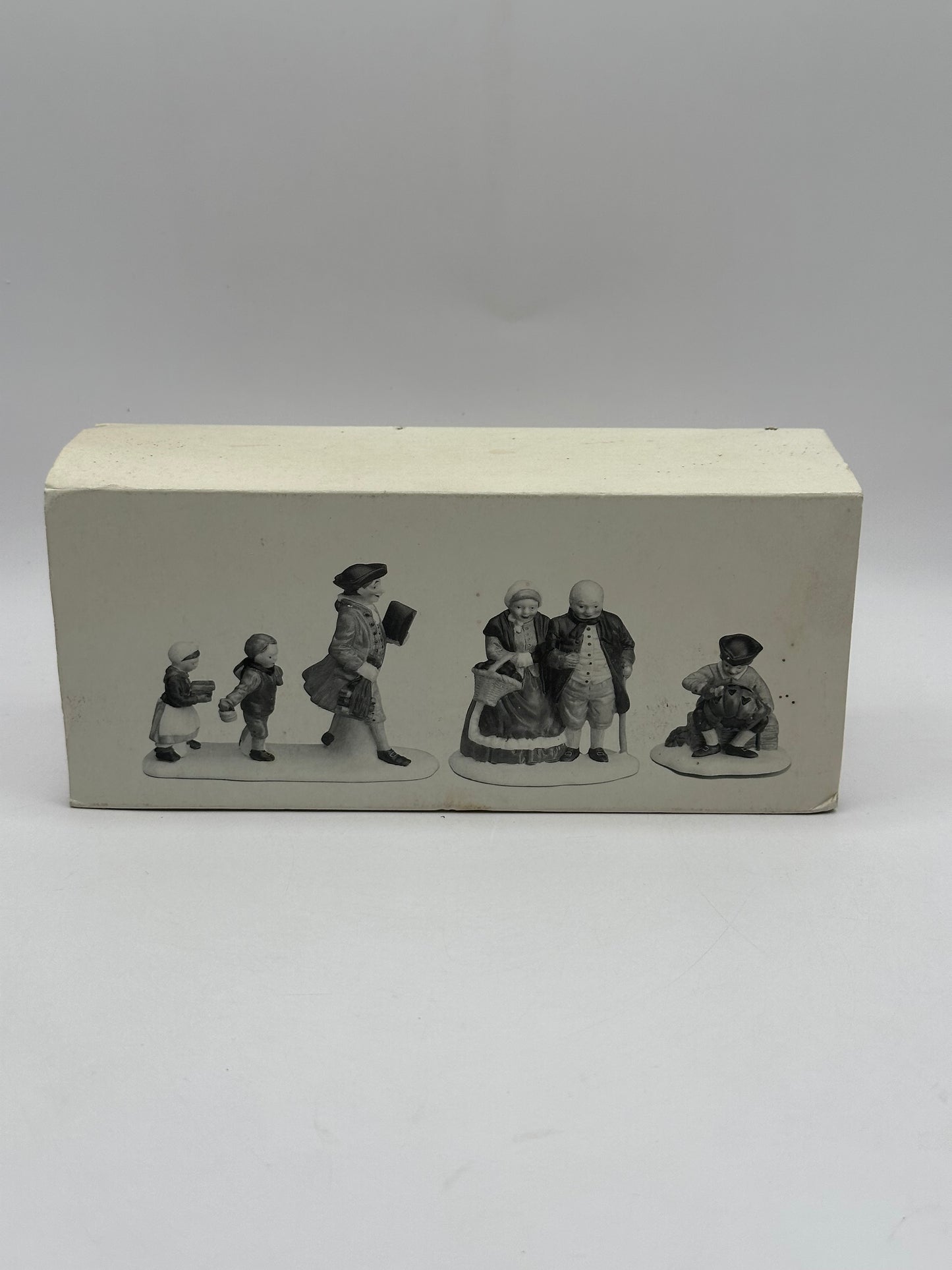 Dept 56 New England Village Sleepy Hollow Characters