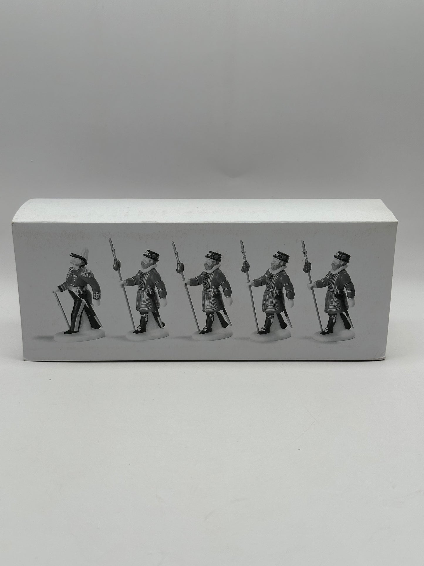 Department 56 - Yeomen Of The Guard - Dickens’ Village
