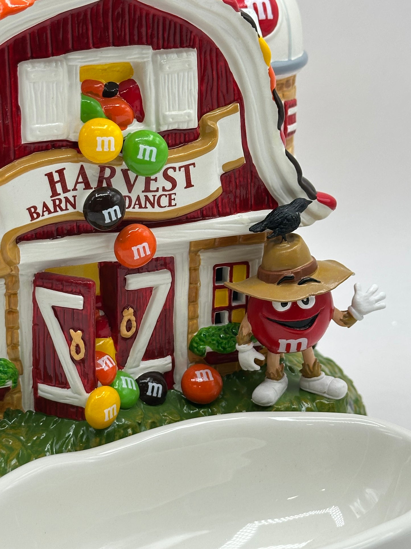 Department 56 - M&M's Harvest Barn Lighted House & Candy Dish