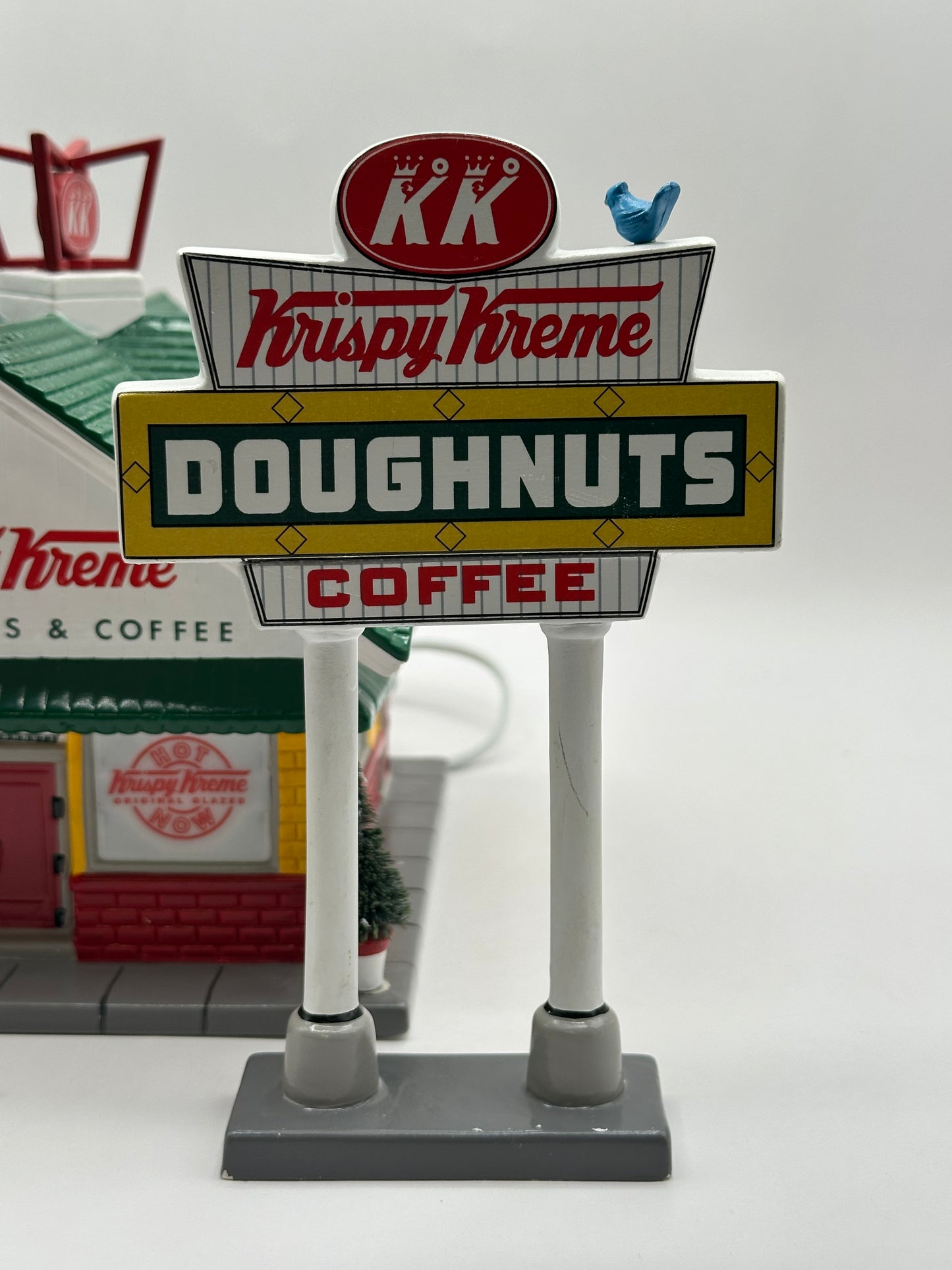 Department 56 - Krispy Kreme Doughnut Shop - Original Snow Village