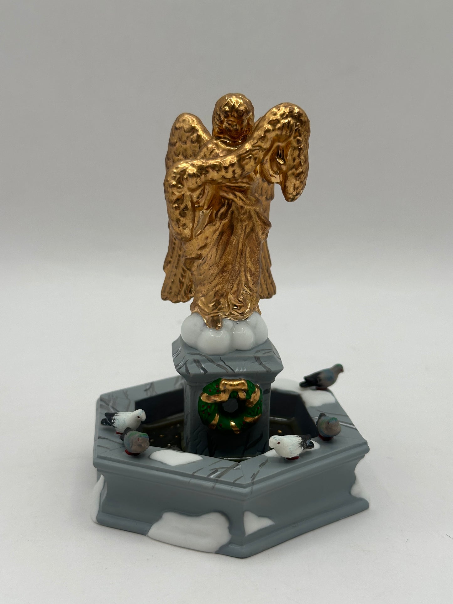 Department 56 - Spirit of the Season - Christmas in the City