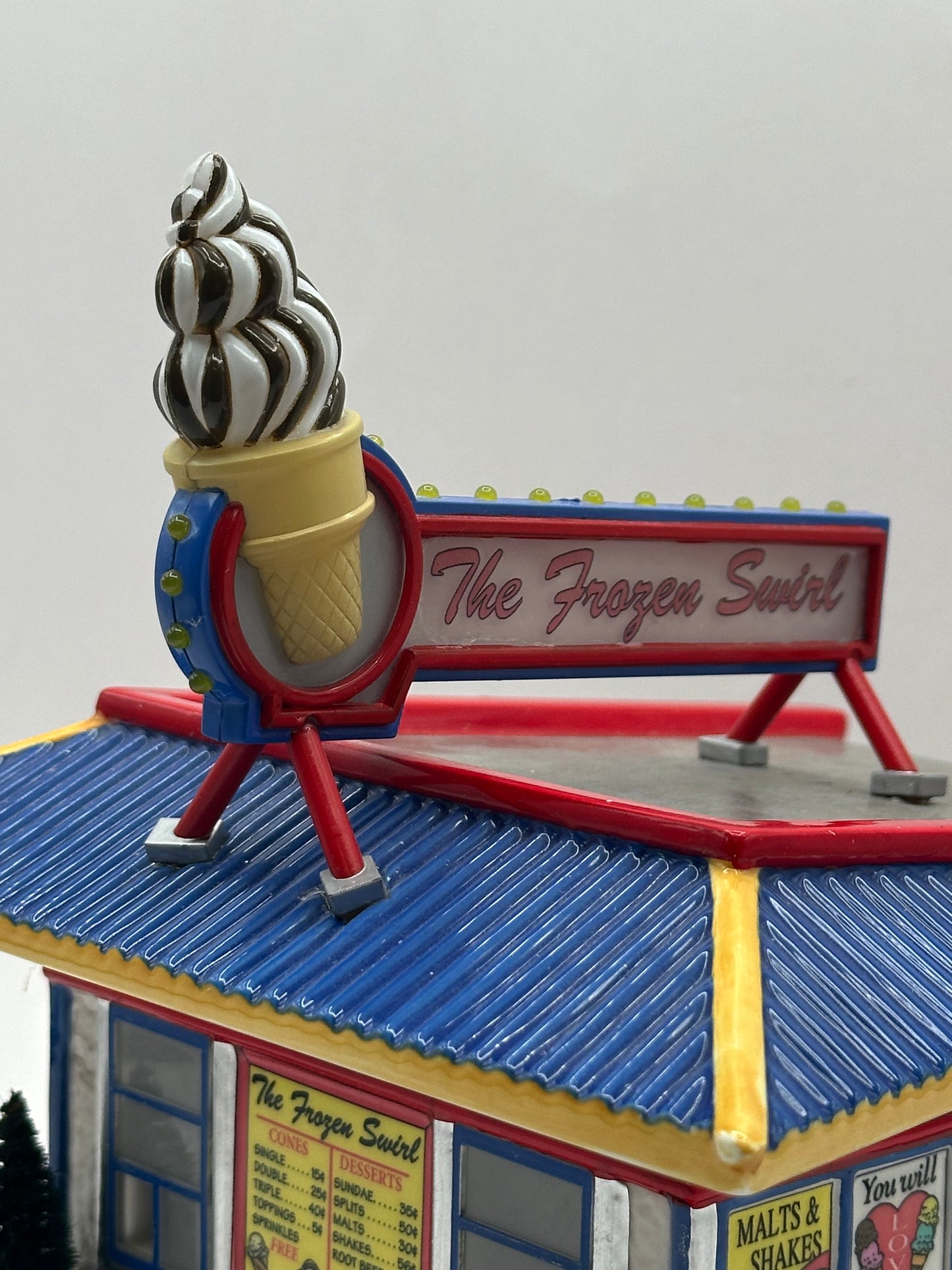 Department 56 - The Frozen Swirl - Original Snow Village