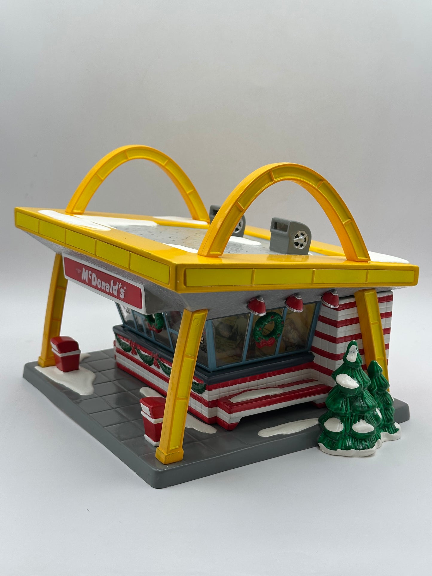 Department 56 - McDonald's - Original Snow Village