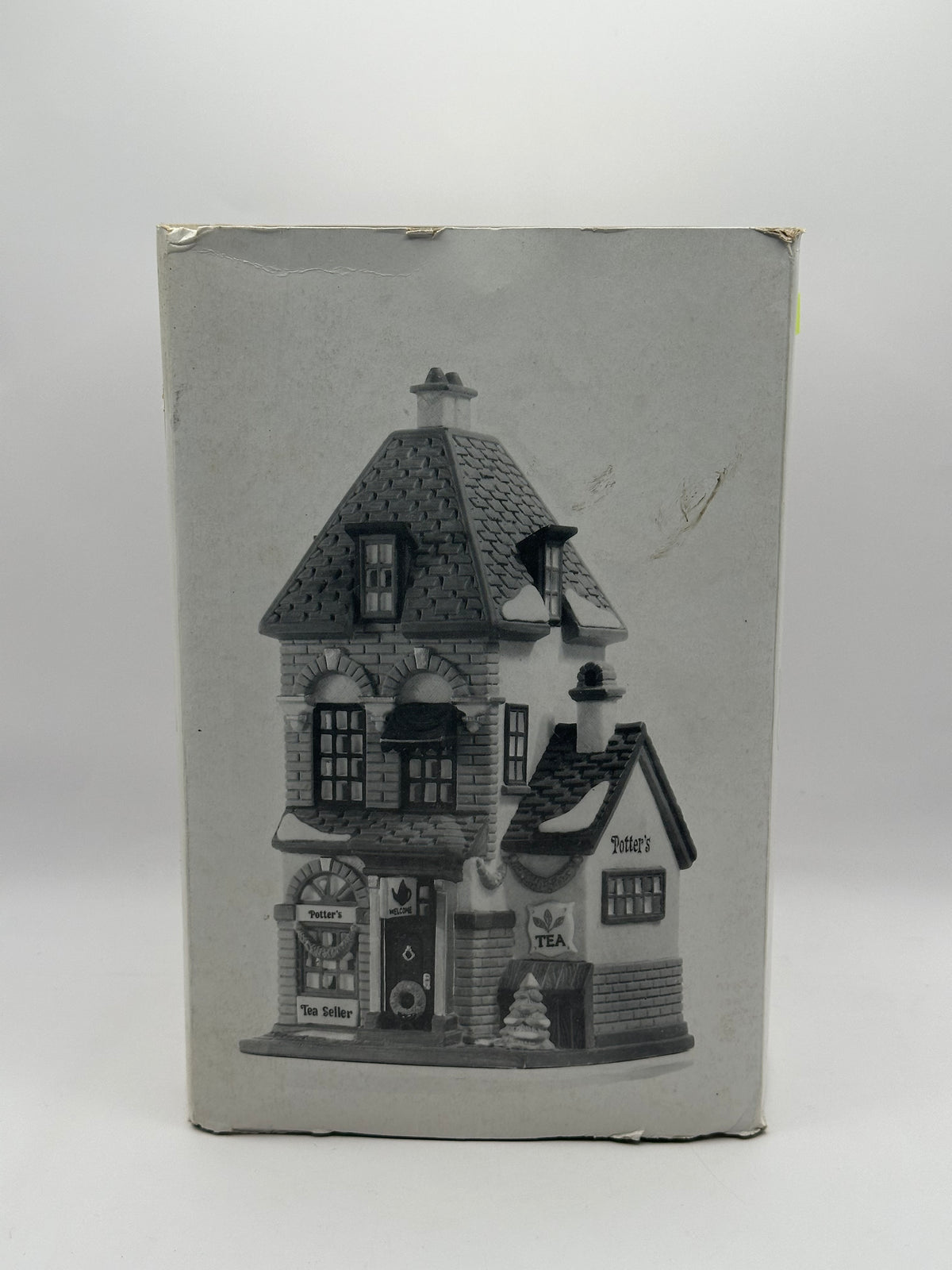 Department 56 - Potter's Tea Seller - Christmas in the City