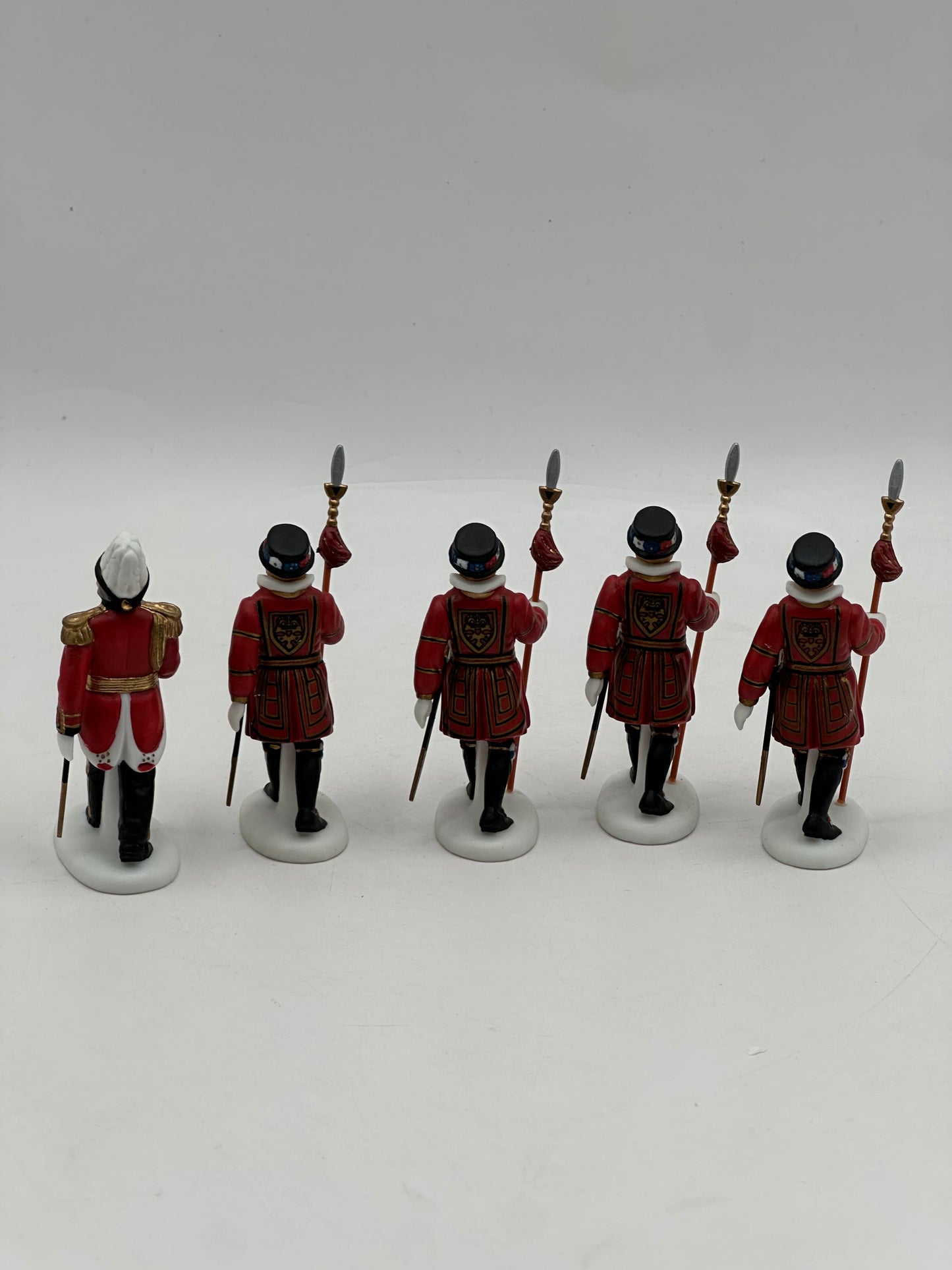 Department 56 - Yeomen Of The Guard - Dickens’ Village