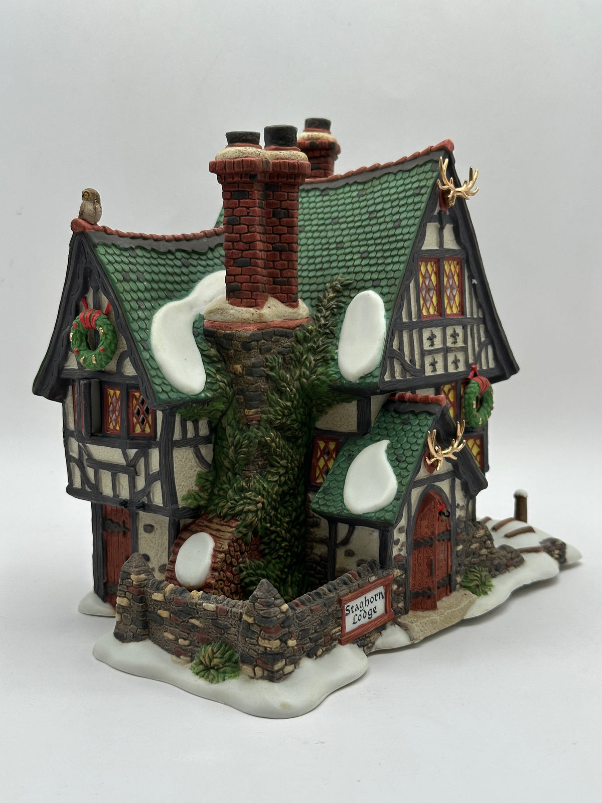 Department 56 - Staghorn Lodge - Dickens' Village