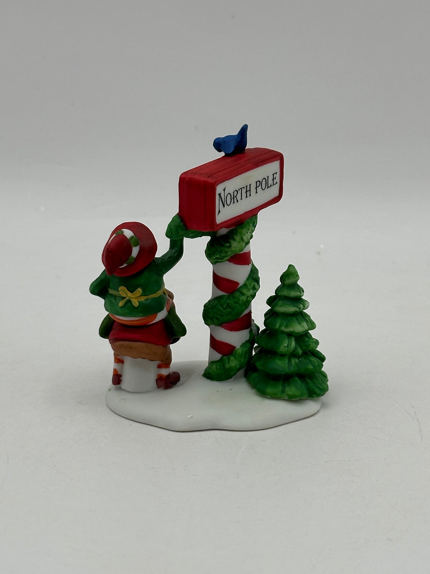 Department 56 - Trimming The North Pole - North Pole Series