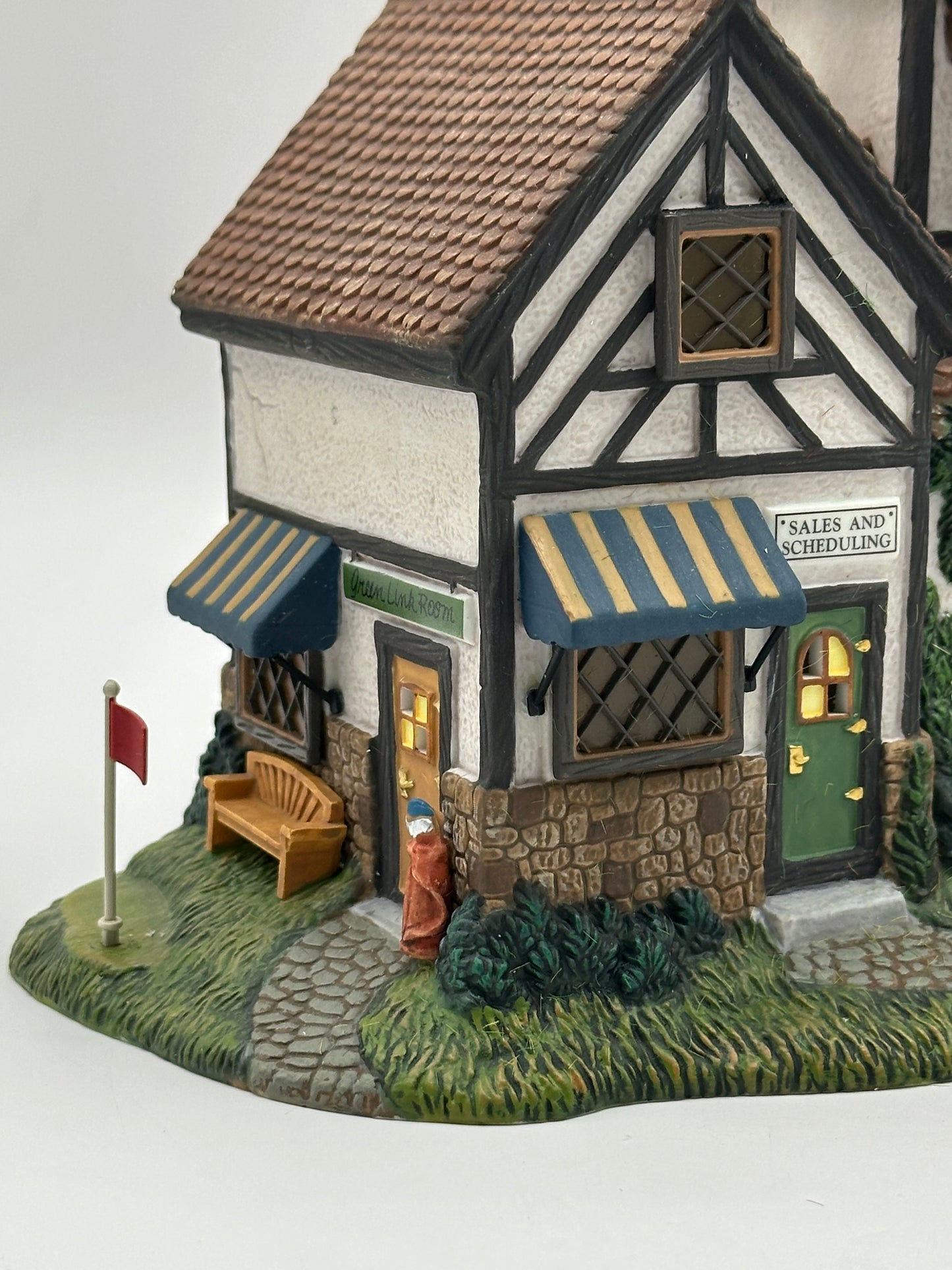 Department 56 - Burwickglen Golf Clubhouse - Dickens' Village
