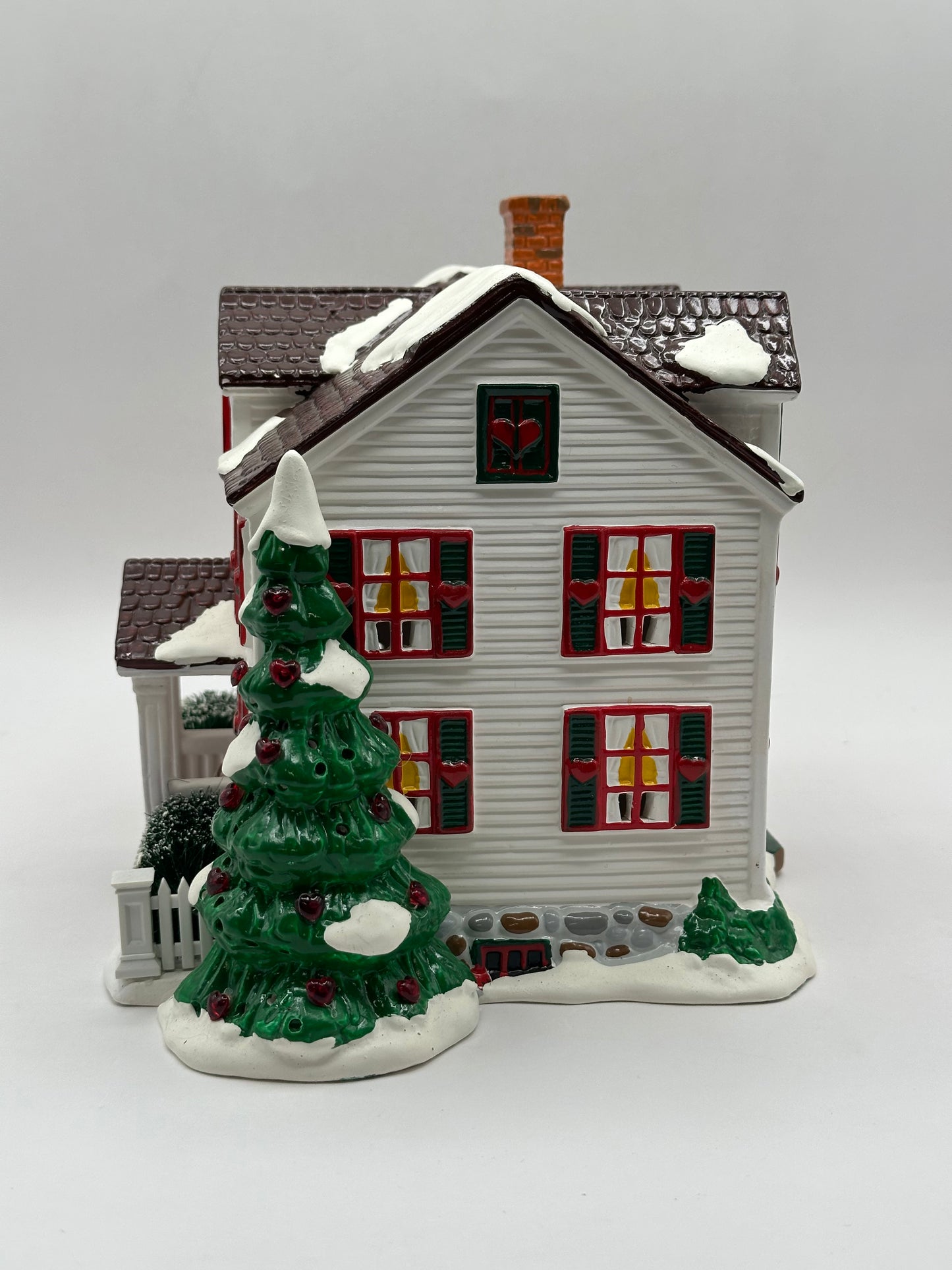 Department 56 - "The House that Love Built" Ronald McDonald House 1997