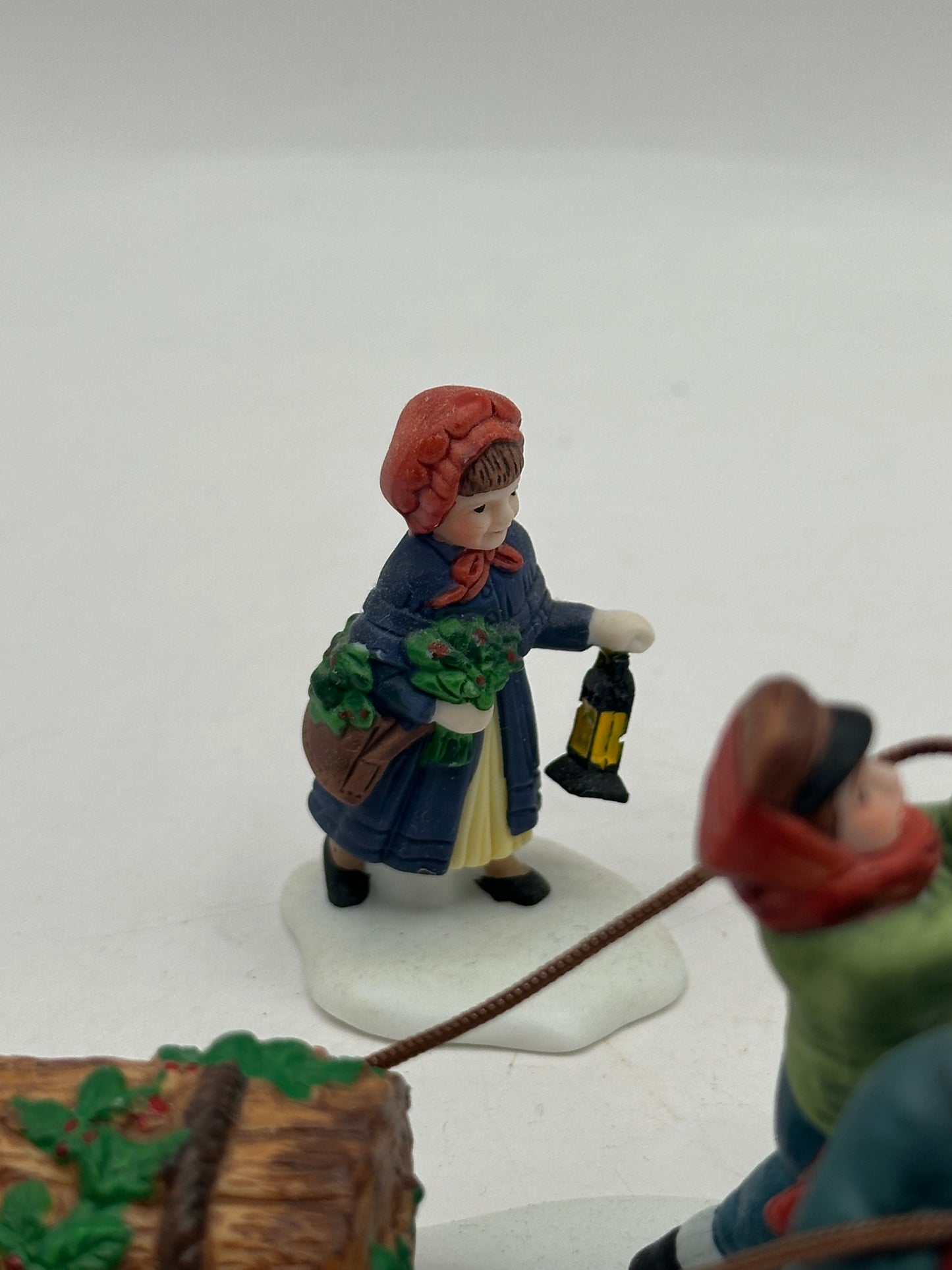 Department 56 - Bringing Home The Yule Log - Dickens’ Village