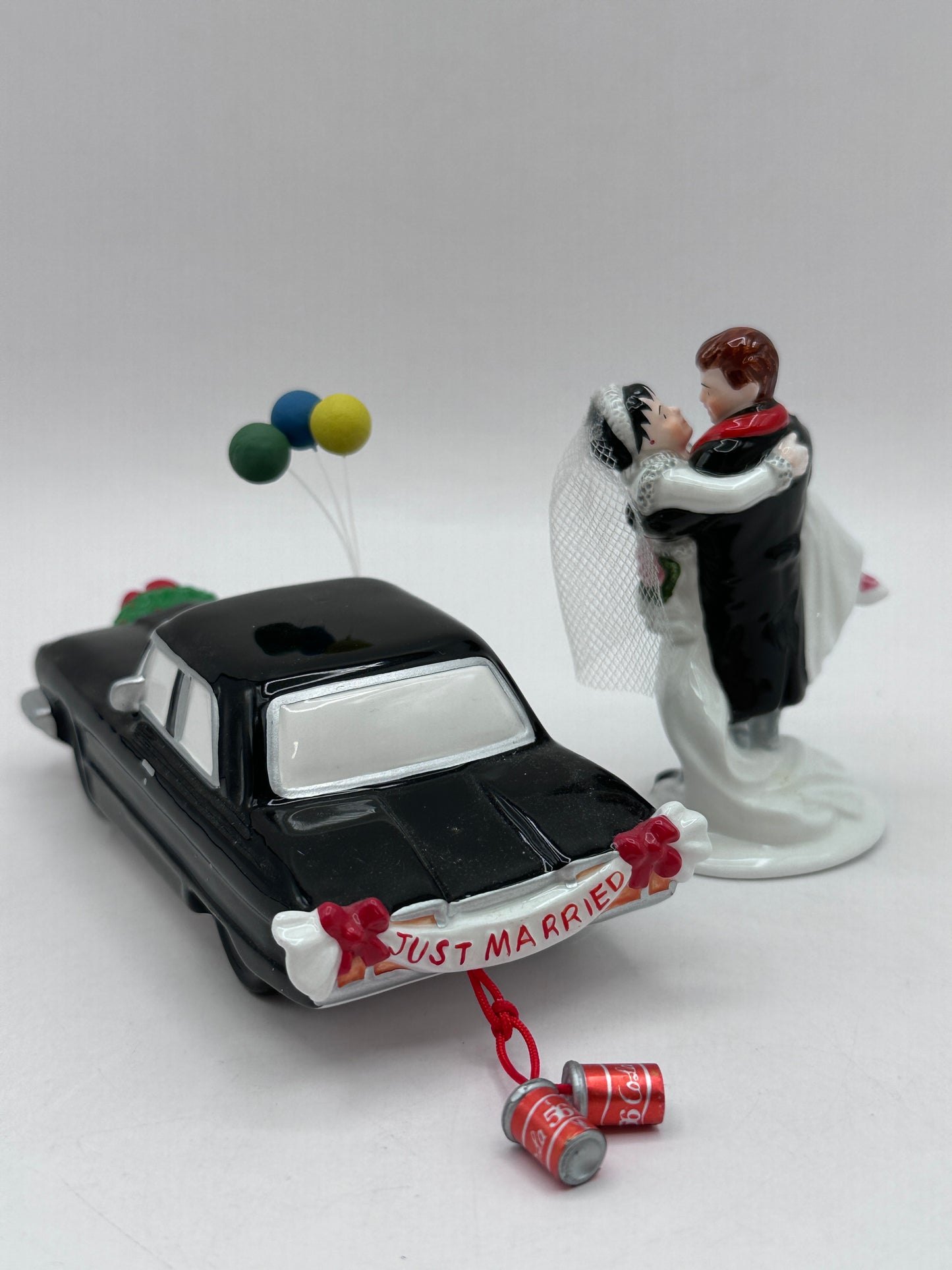 Department 56 - Just Married - Original Snow Village