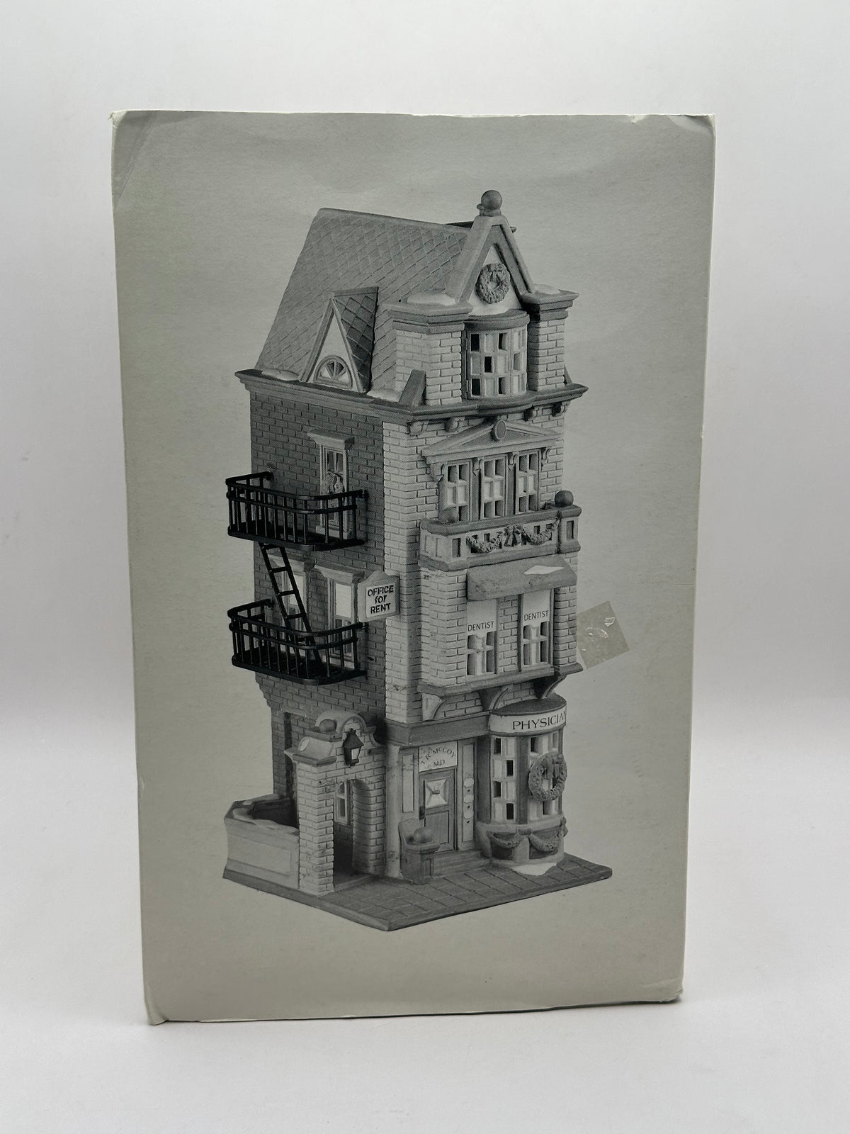 Department 56 - The Doctor's Office - Christmas in the City