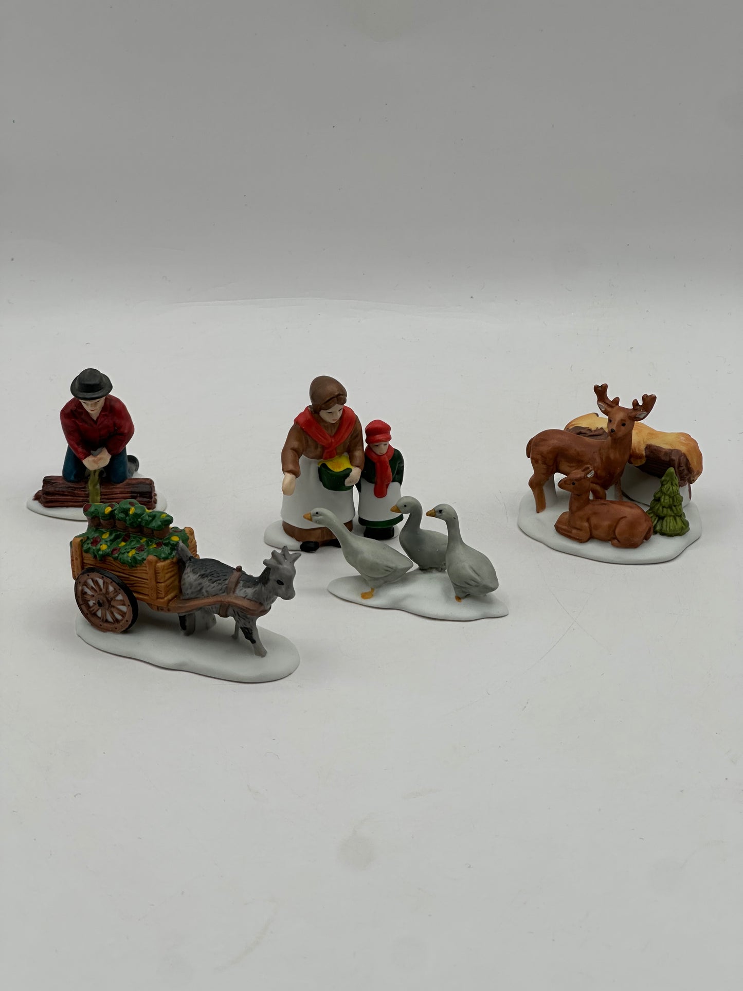 Department 56 - Farm People & Animals - New England Village