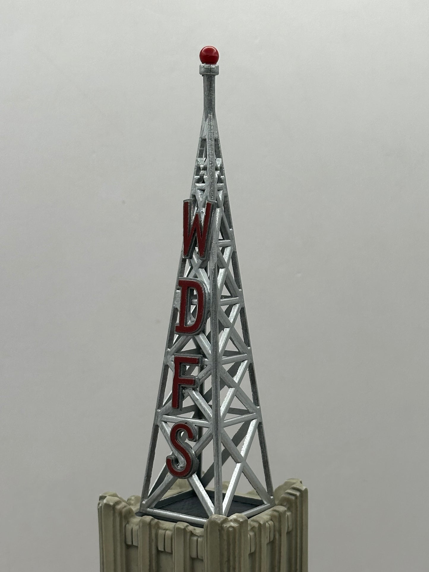 Department 56 - WDFS Radio - Christmas in the City