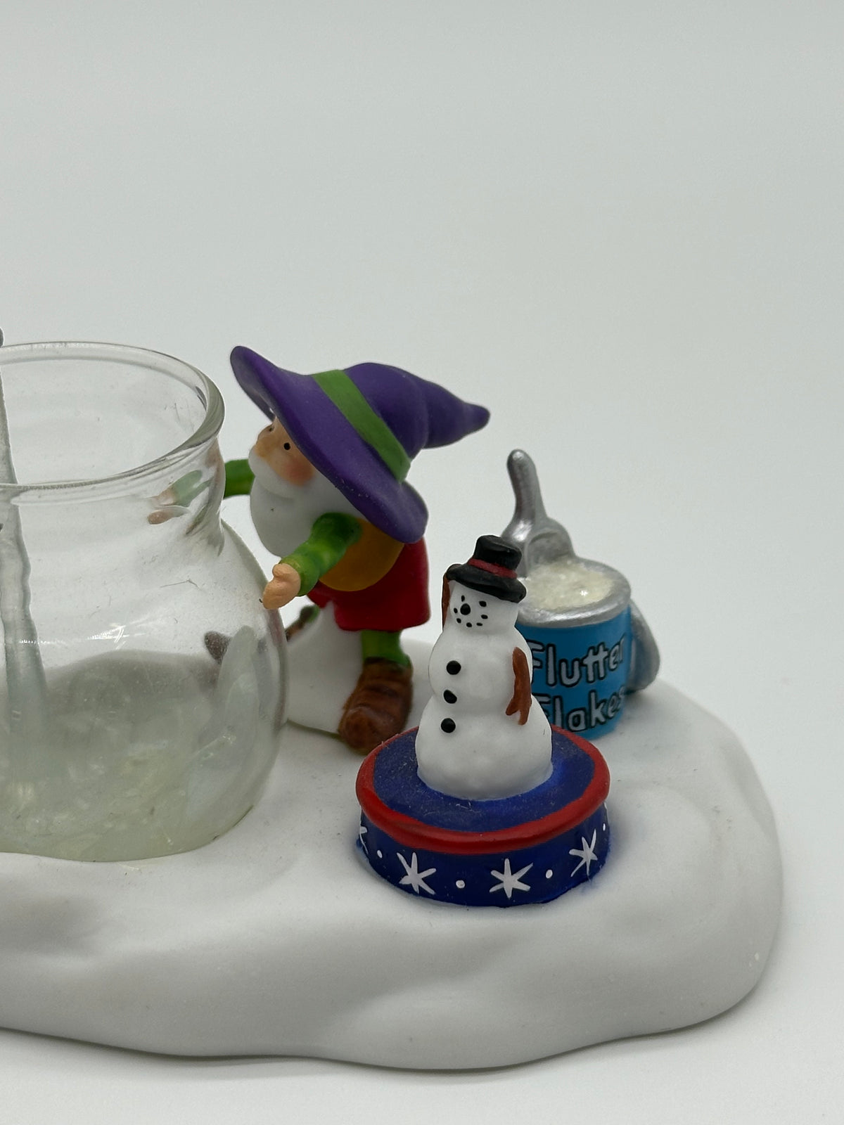 Department 56 -  Fillers & Flakers - North Pole Series