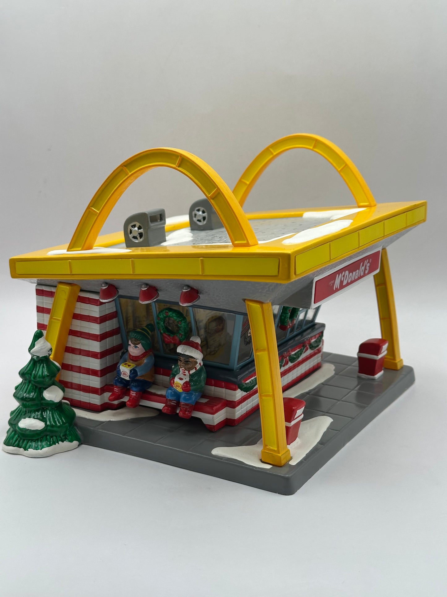 Department 56 - McDonald's - Original Snow Village