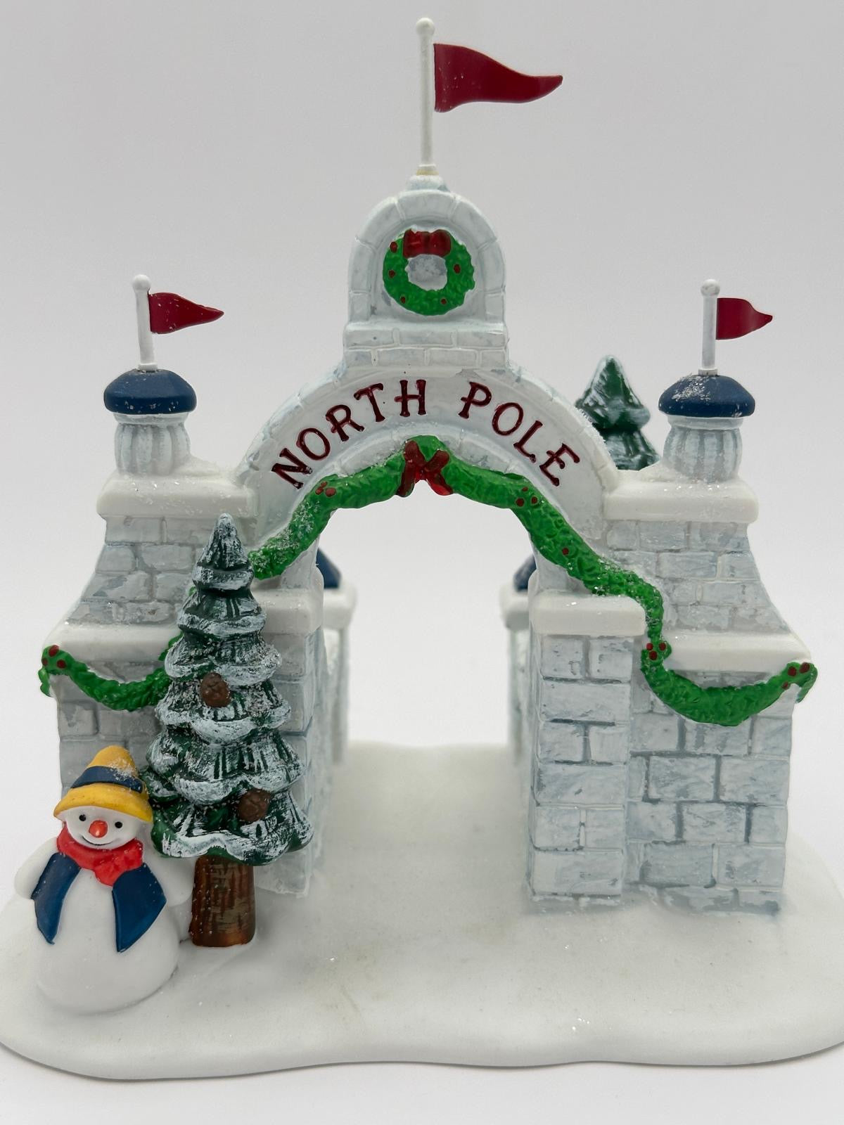 Department 56 - North Pole Gate - North Pole Series