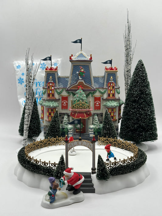 Department 56 - Glacier Park Pavilion - North Pole Series