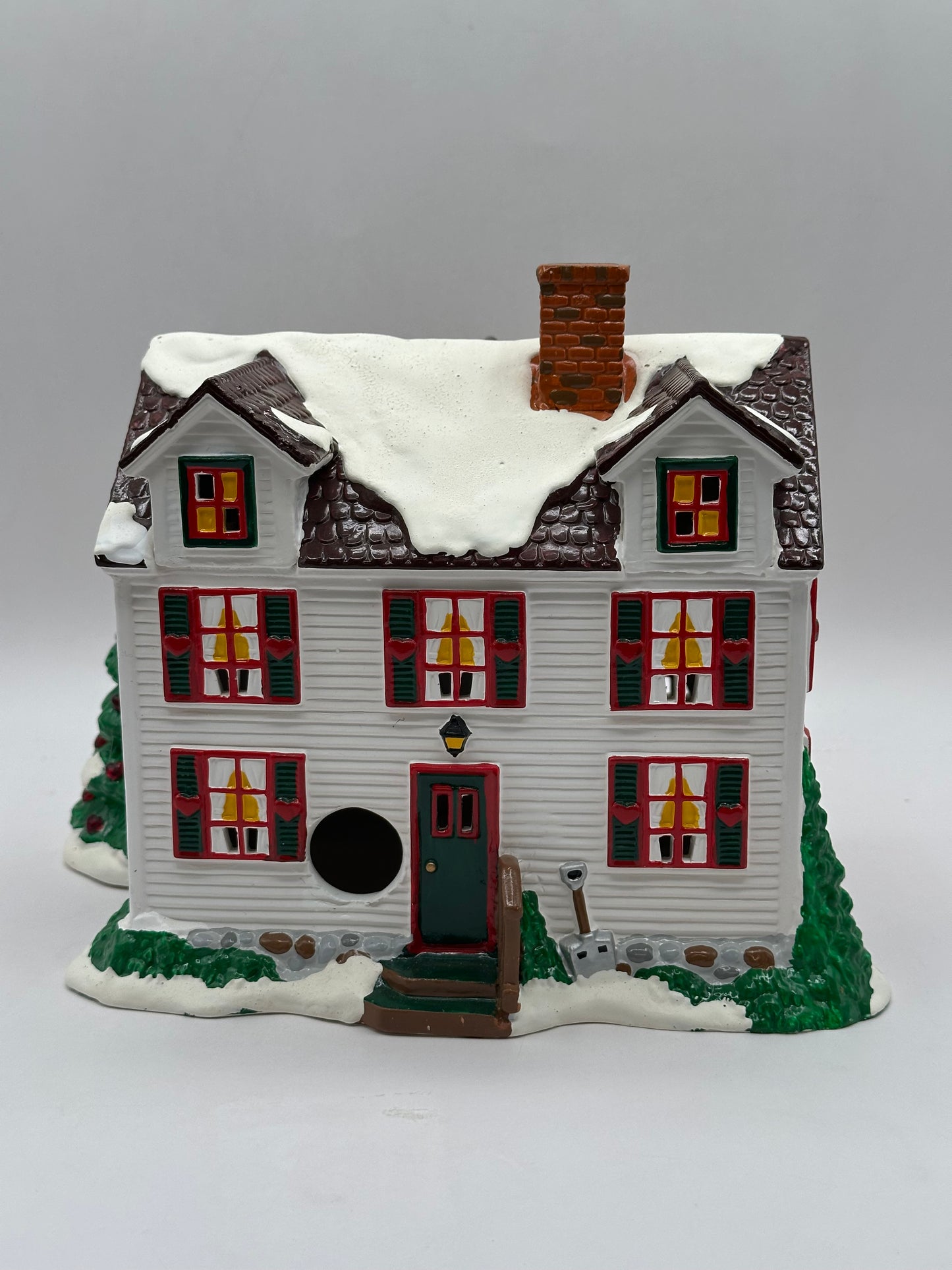 Department 56 - "The House that Love Built" Ronald McDonald House 1997