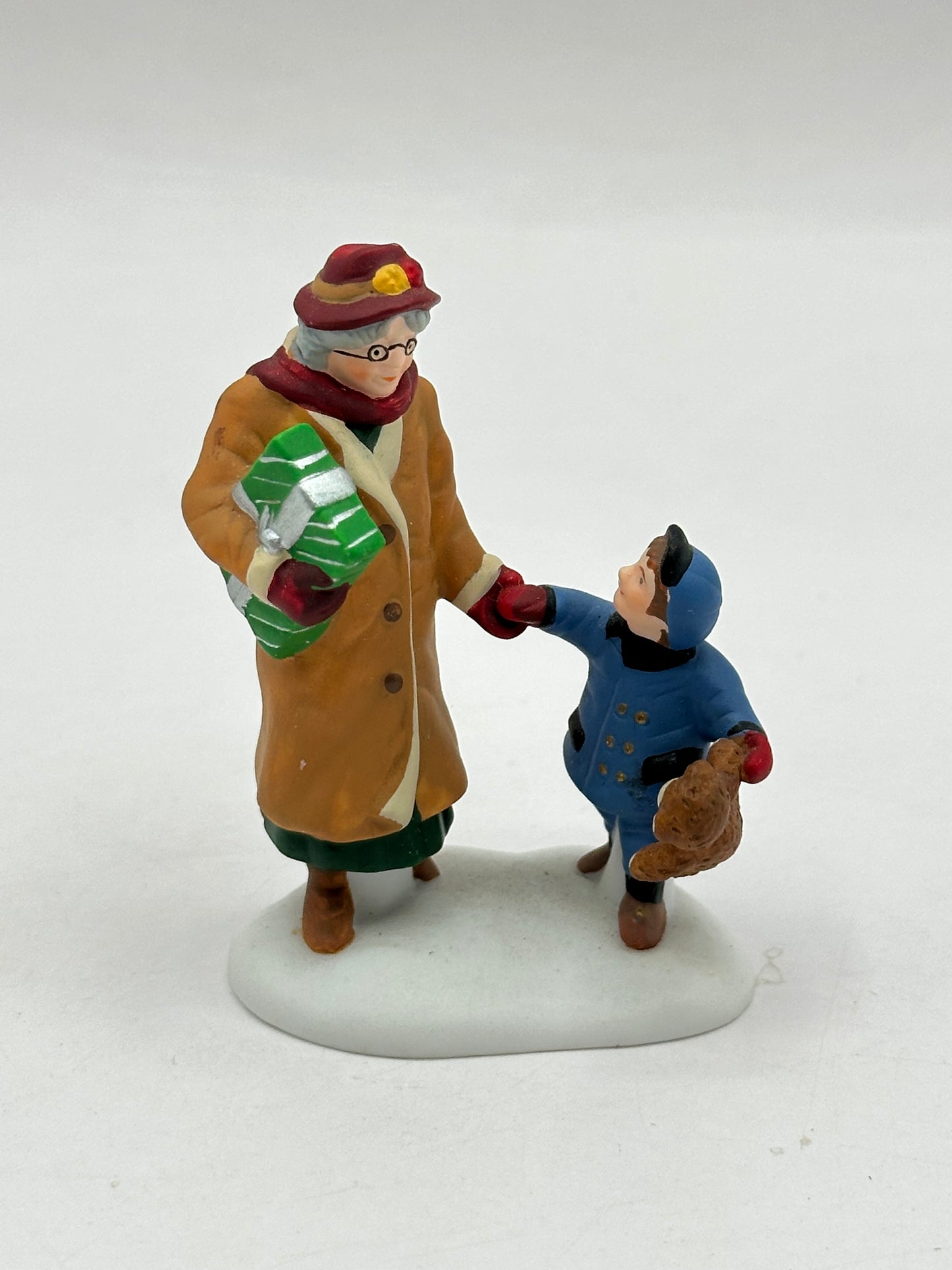 Department 56 - Let's Go Shopping In The City - Christmas in the City