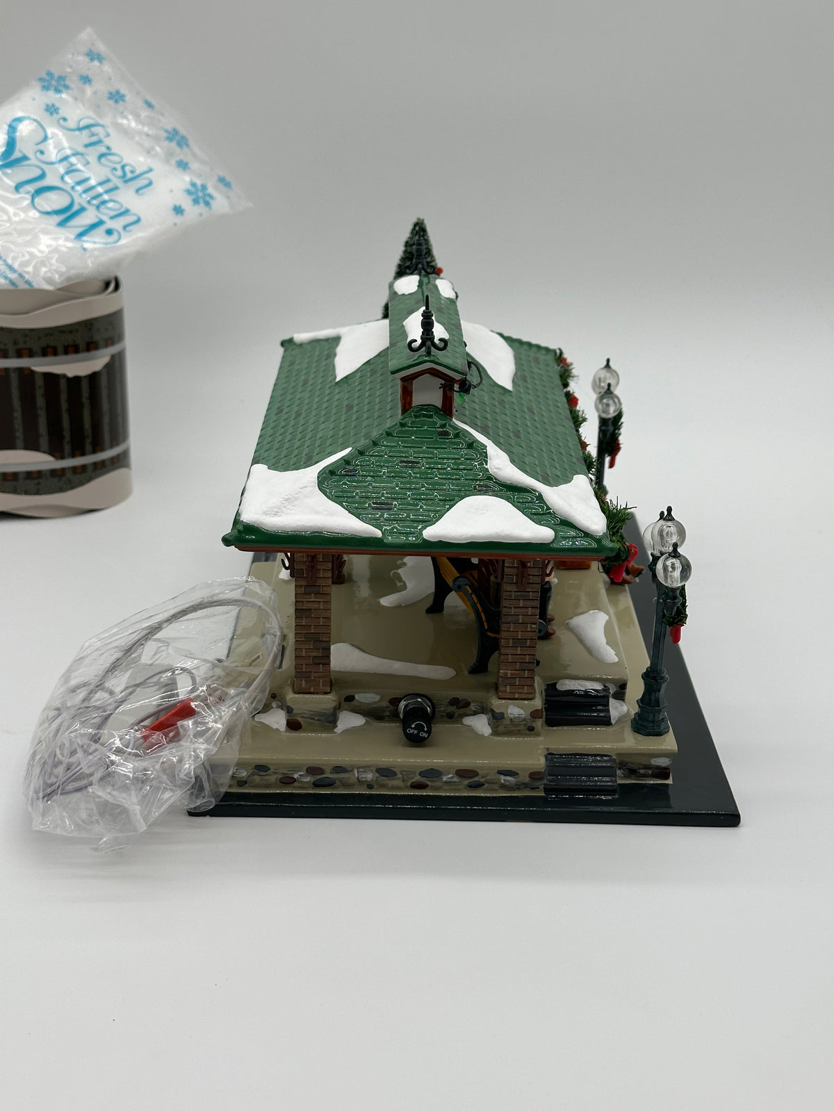 Department 56 - Home For The Holidays Express - Original Snow Village