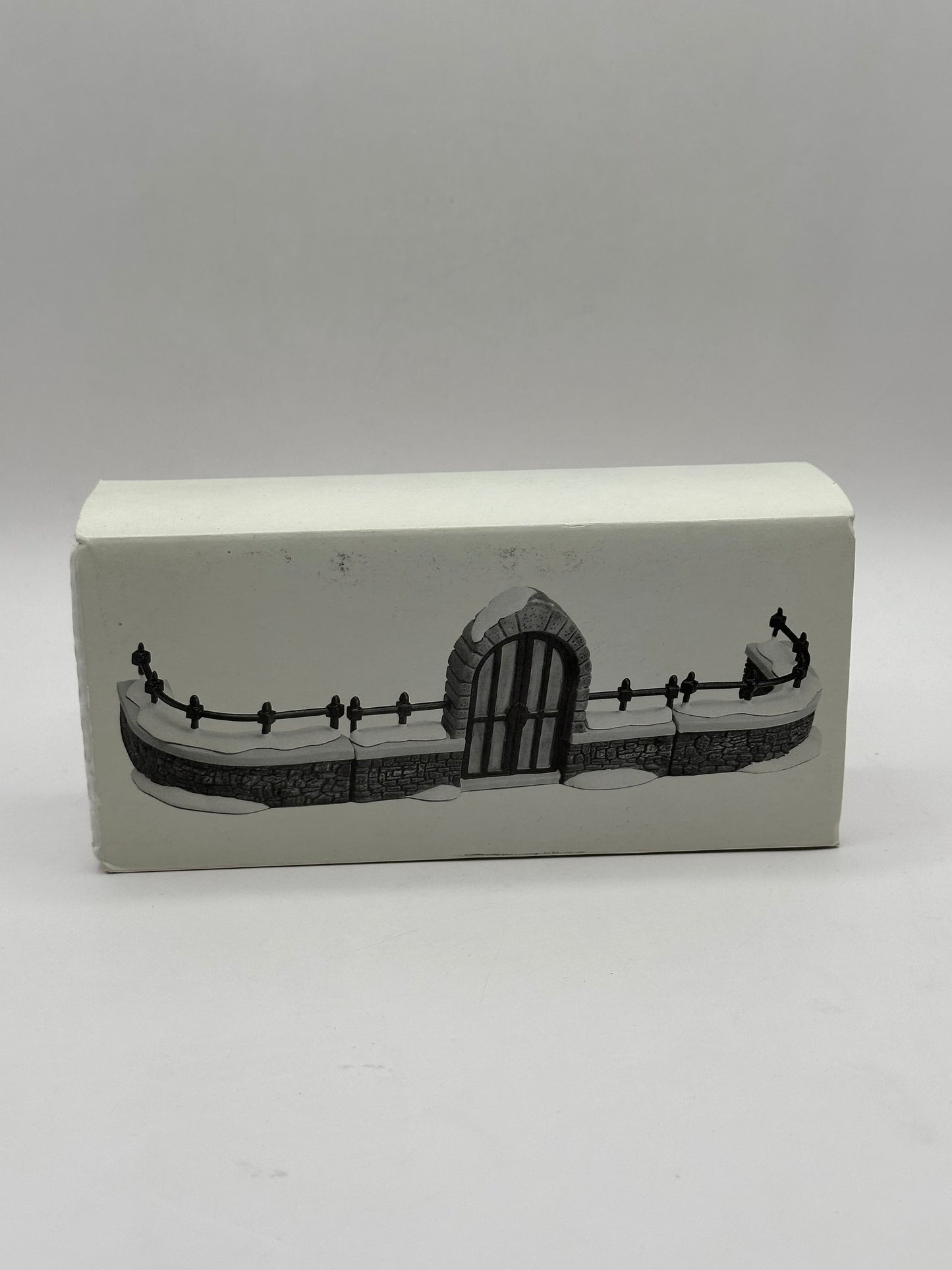 Department 56 - Churchyard Gate & Fence - Dickens' Village
