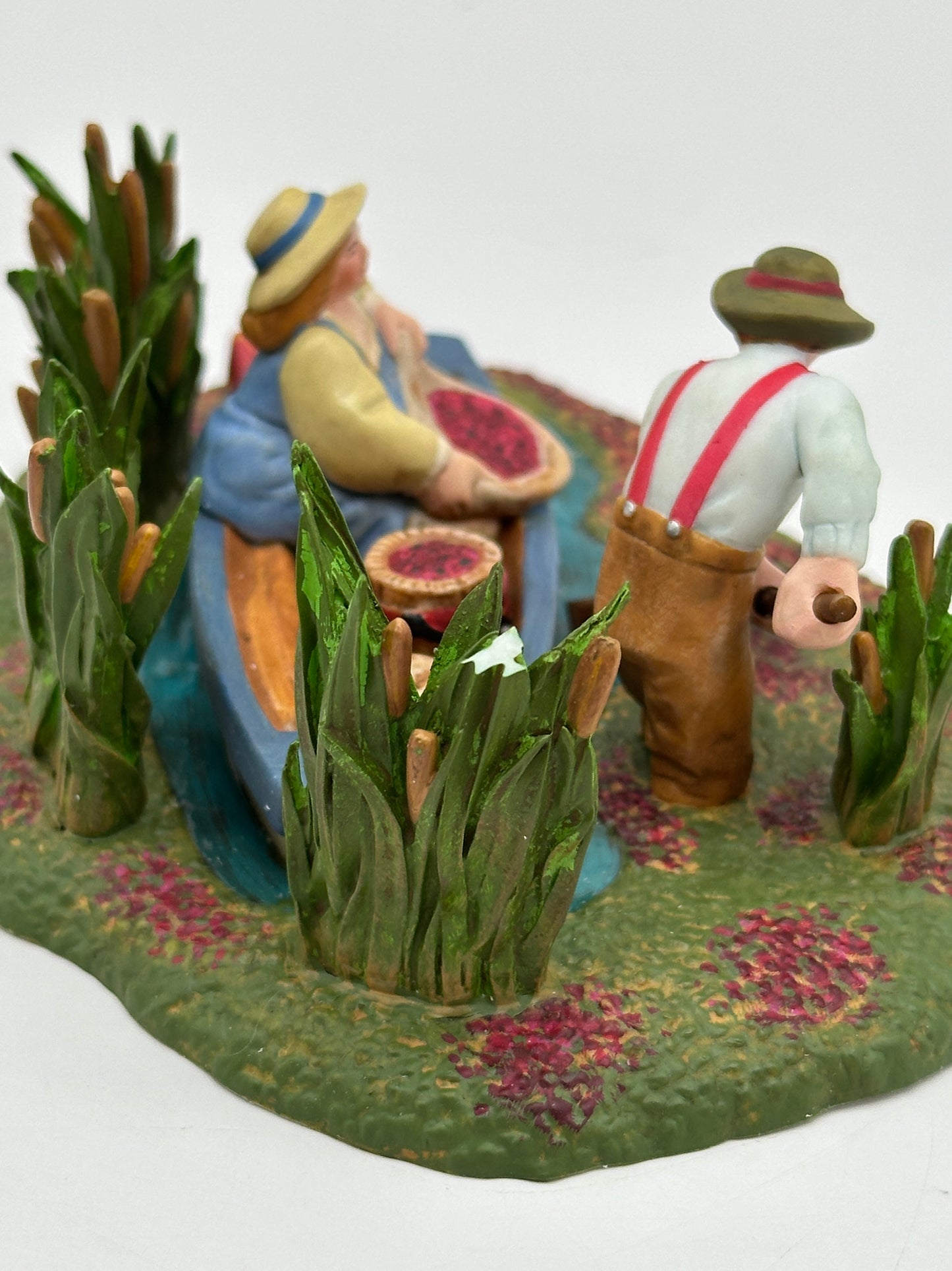 Department 56 - Gathering the Cranberries - New England Village