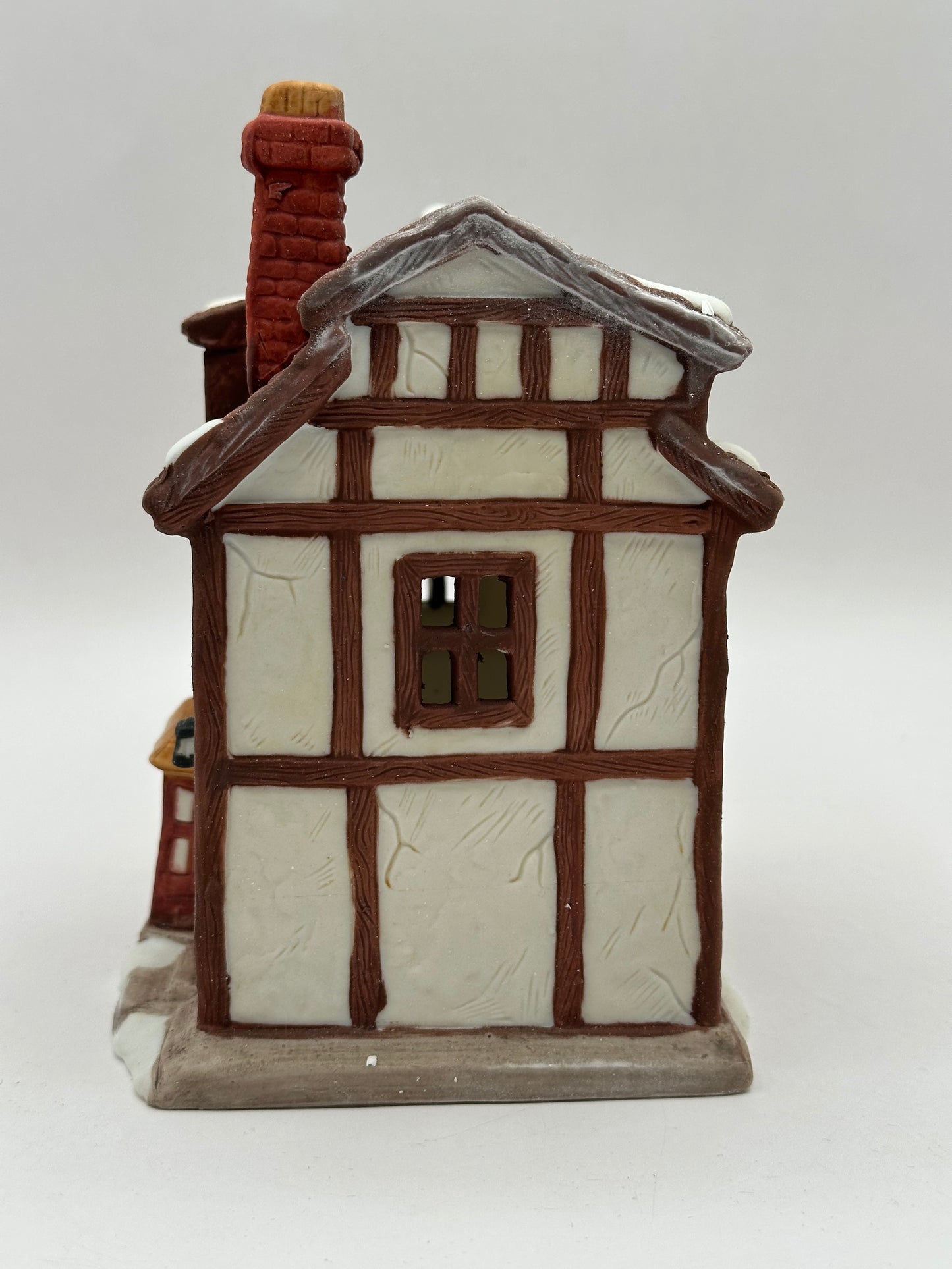 Department 56 - Golden Swan Baker - Dickens' Village