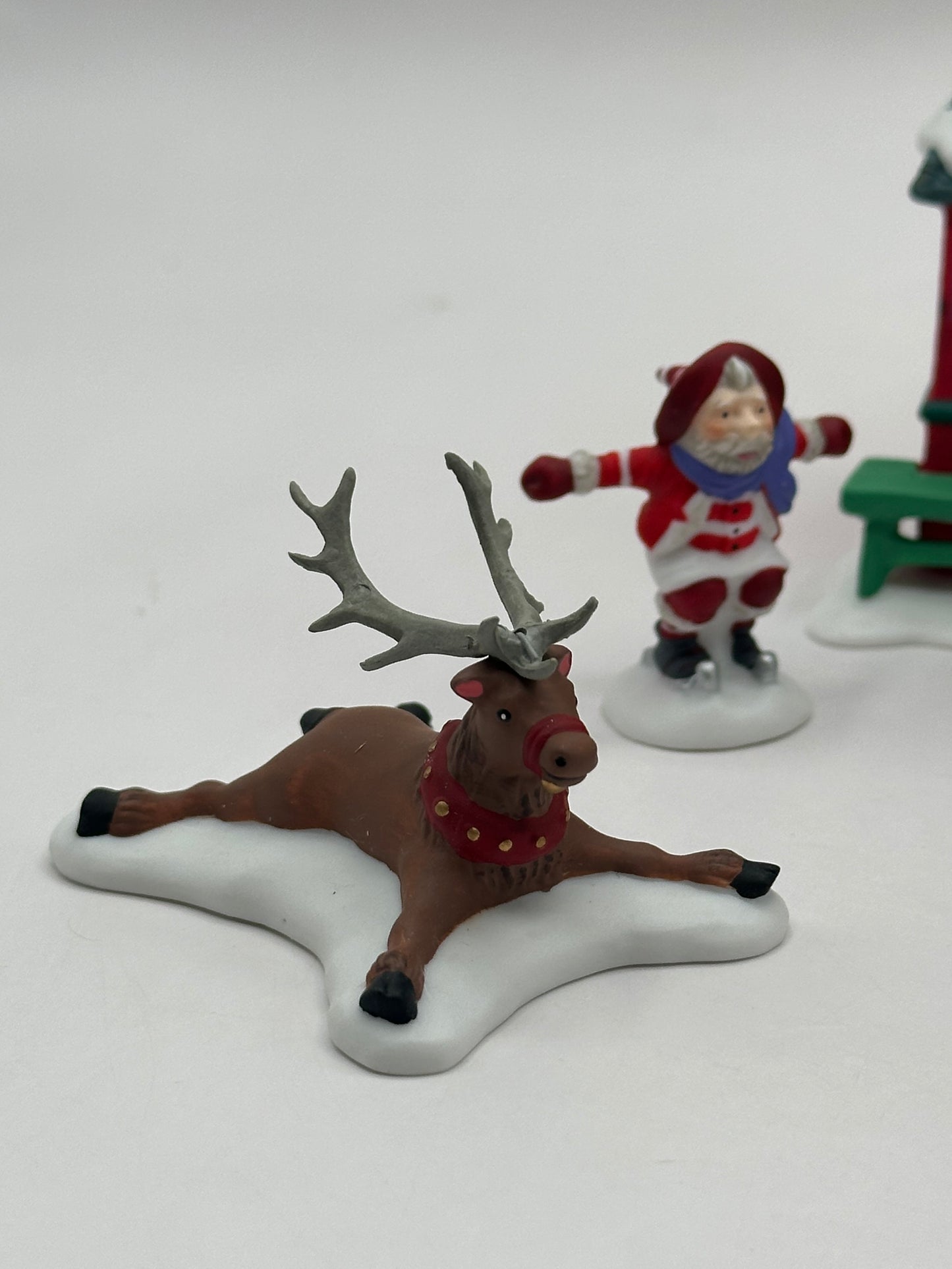 Department 56 - Peppermint Skating Party - North Pole Series