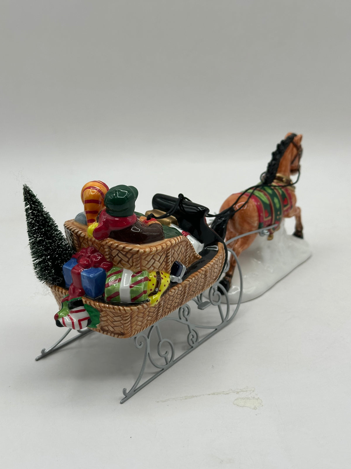 Department 56 - A Holiday Sleigh Ride Together - Original Snow Village