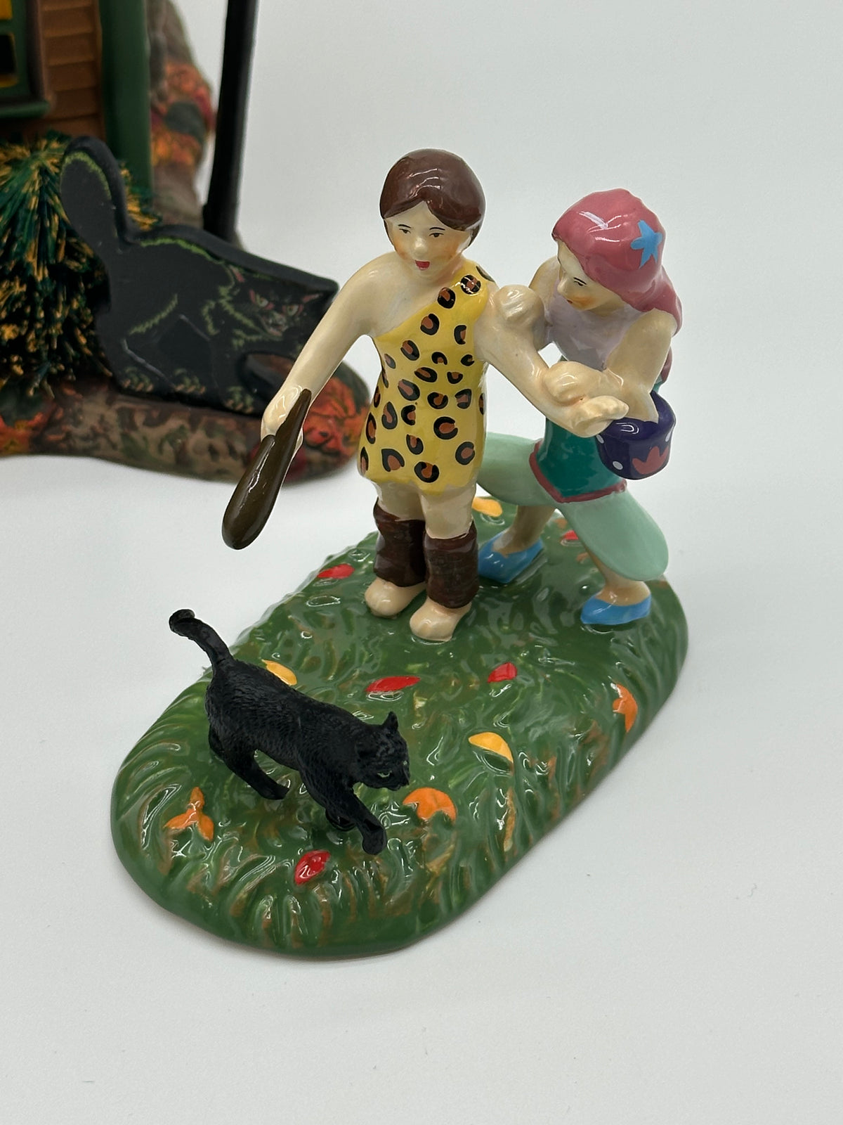 Department 56 - The Black Cat Flat - Snow Village Halloween