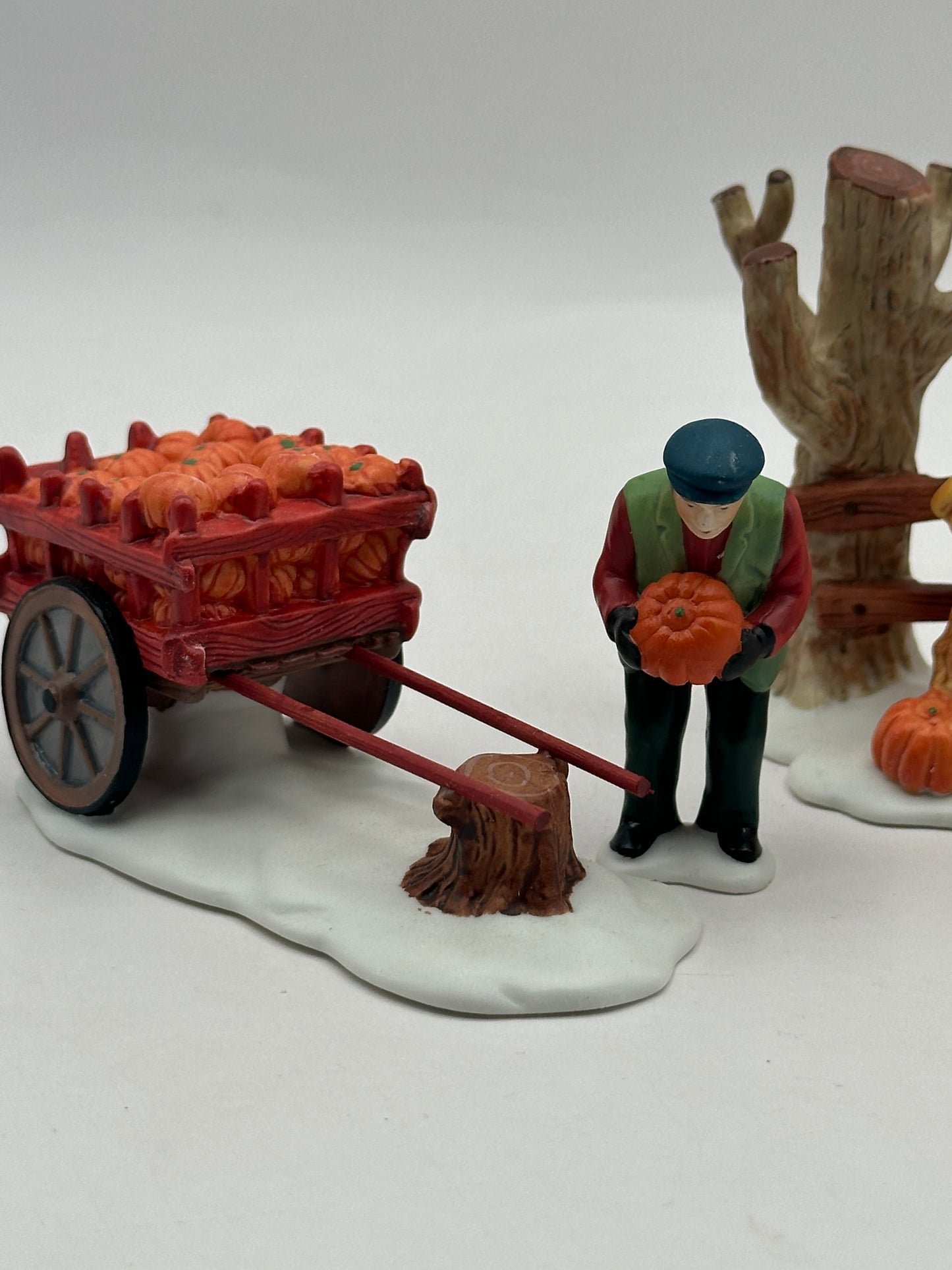 Department 56 - Harvest Time - New England Village