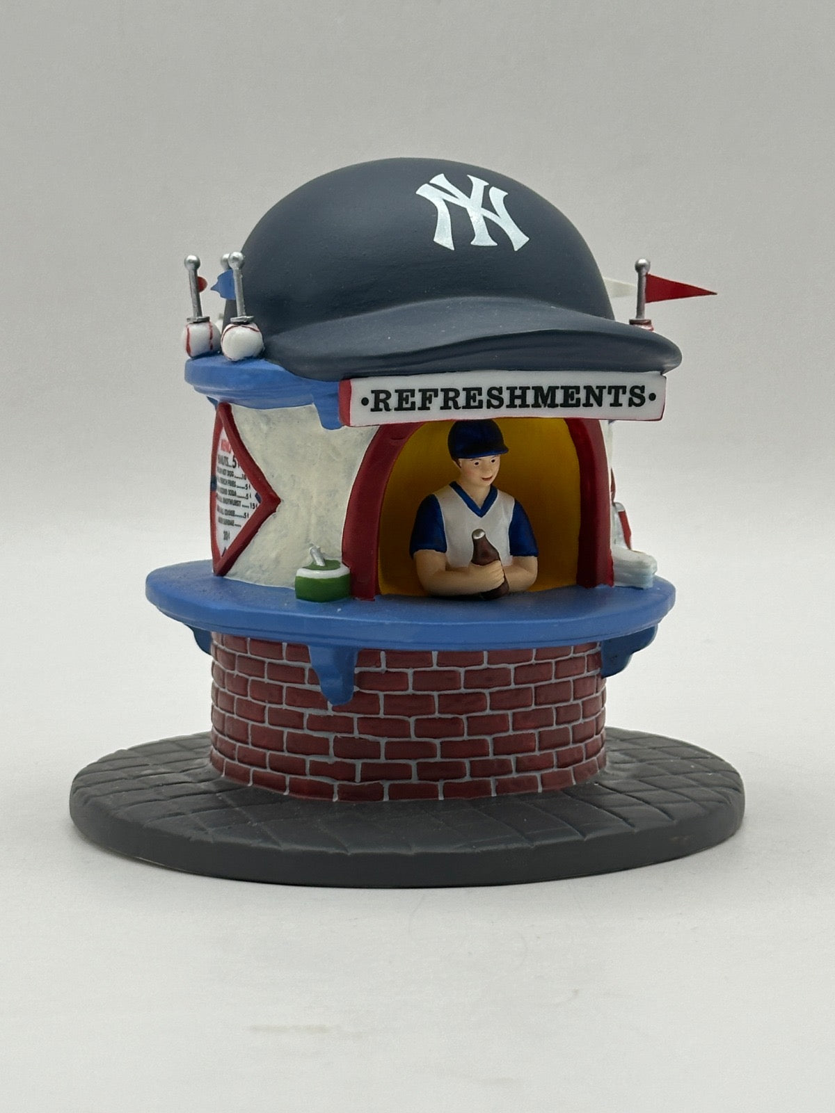 Department 56 - New York Yankees Refreshment Stand - Christmas in the City