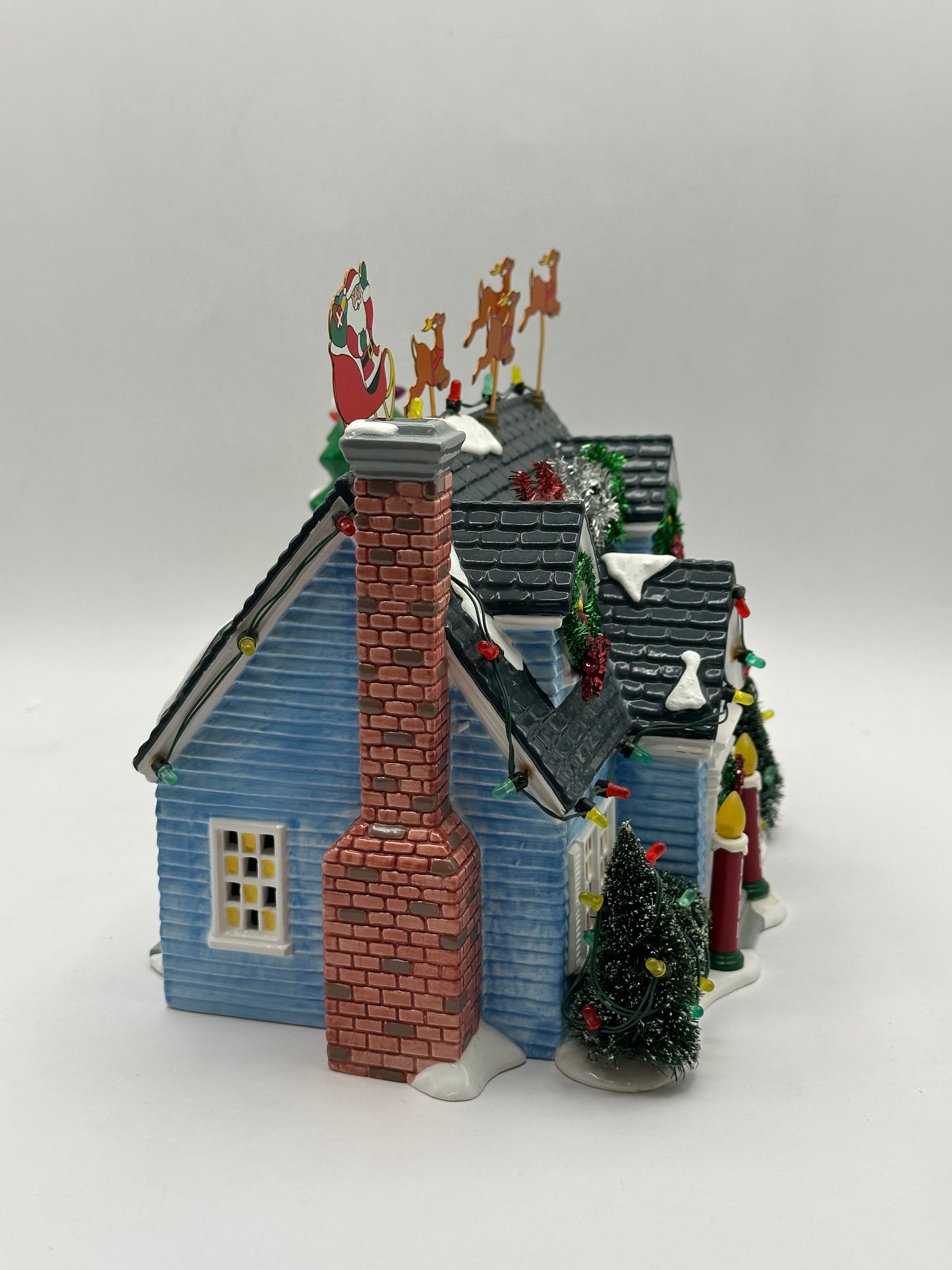 Department 56 - The Holiday House - Original Snow Village