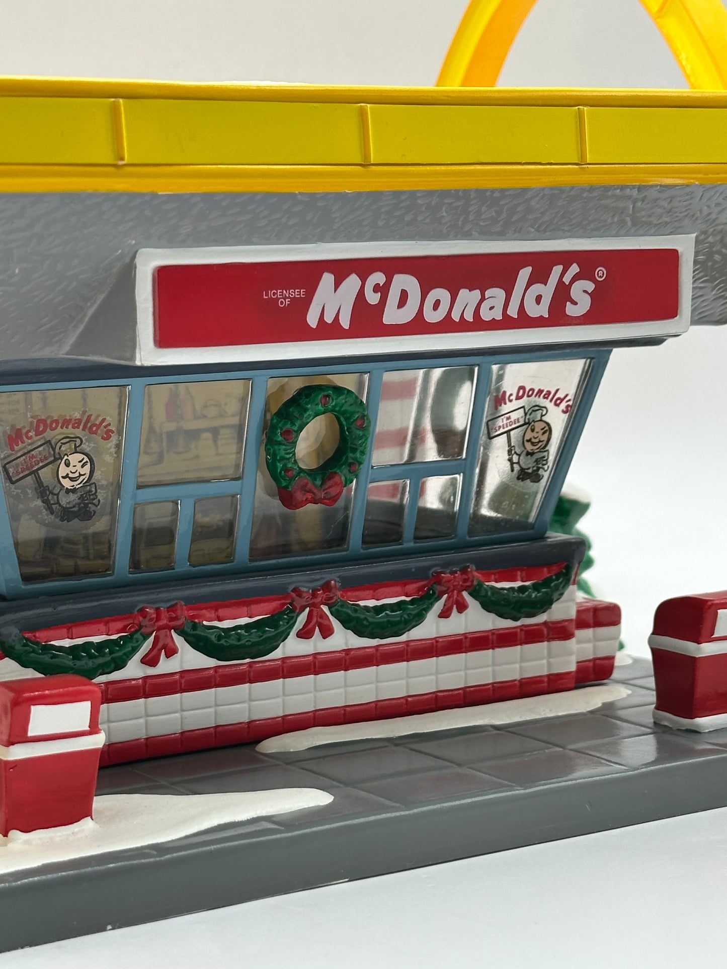 Department 56 - McDonald's - Original Snow Village