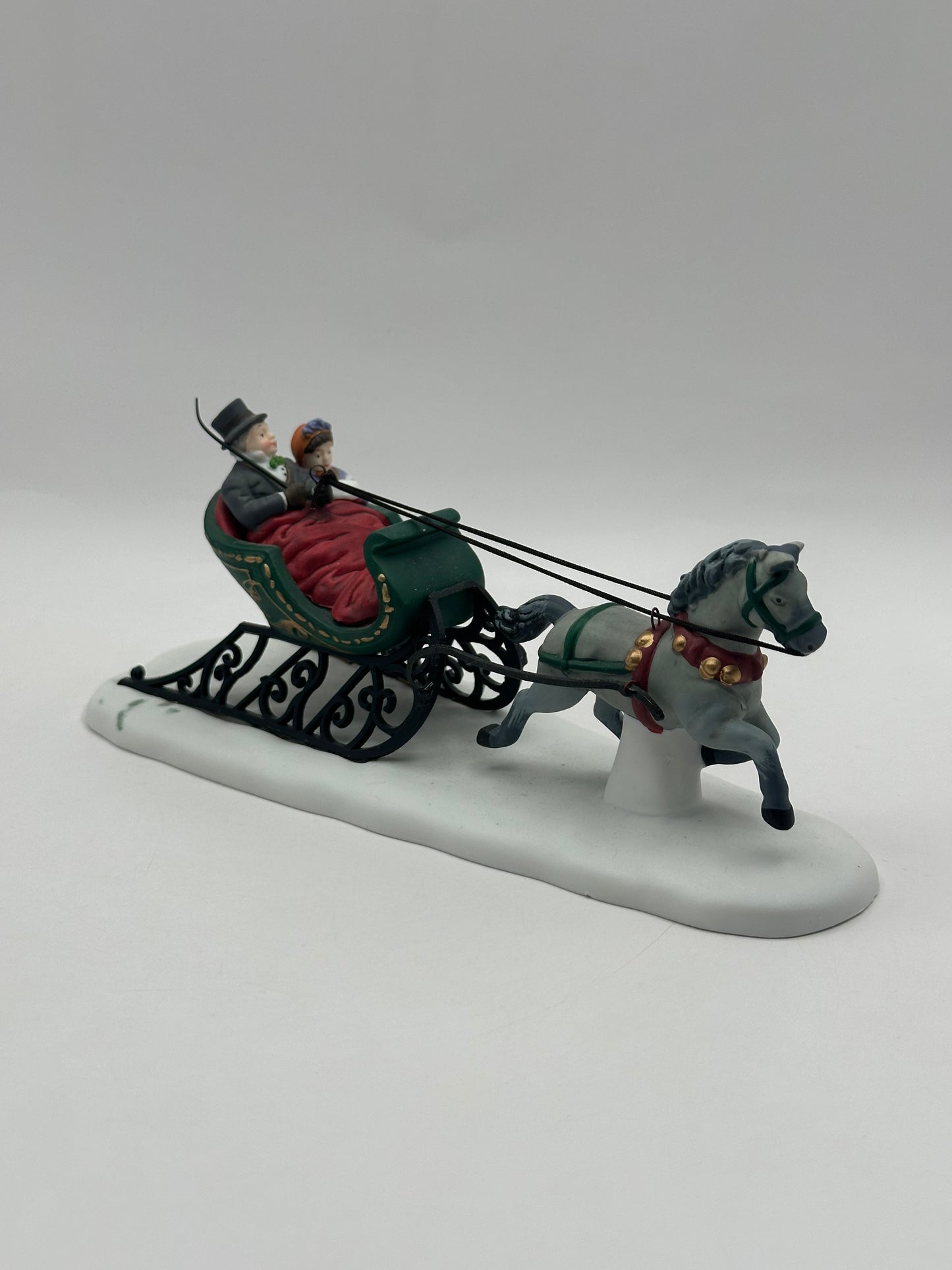 Department 56 - Dashing Through The Snow - Dickens' Village