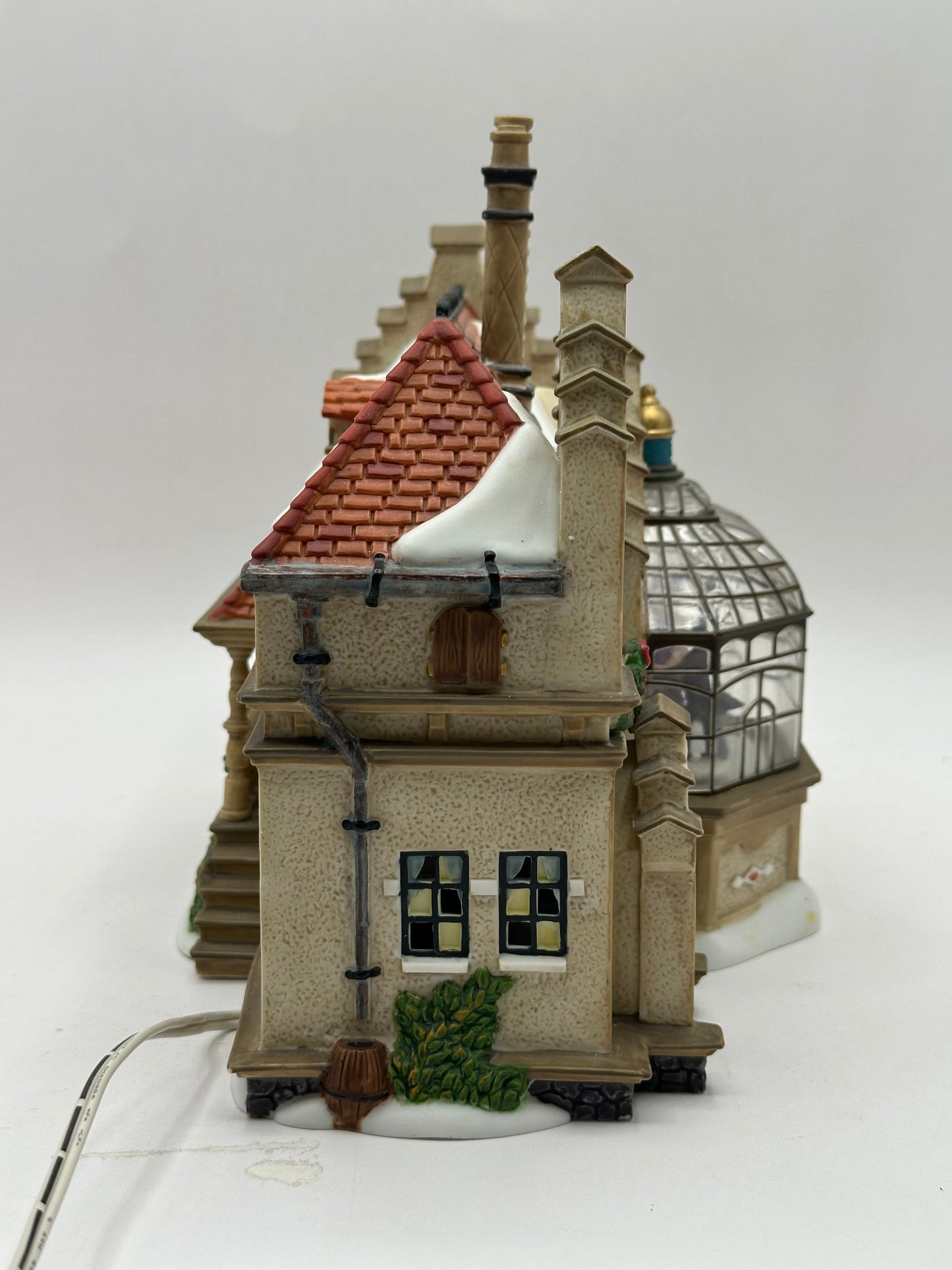 Department 56 - Christmas at Ashby Manor - Dickens' Village