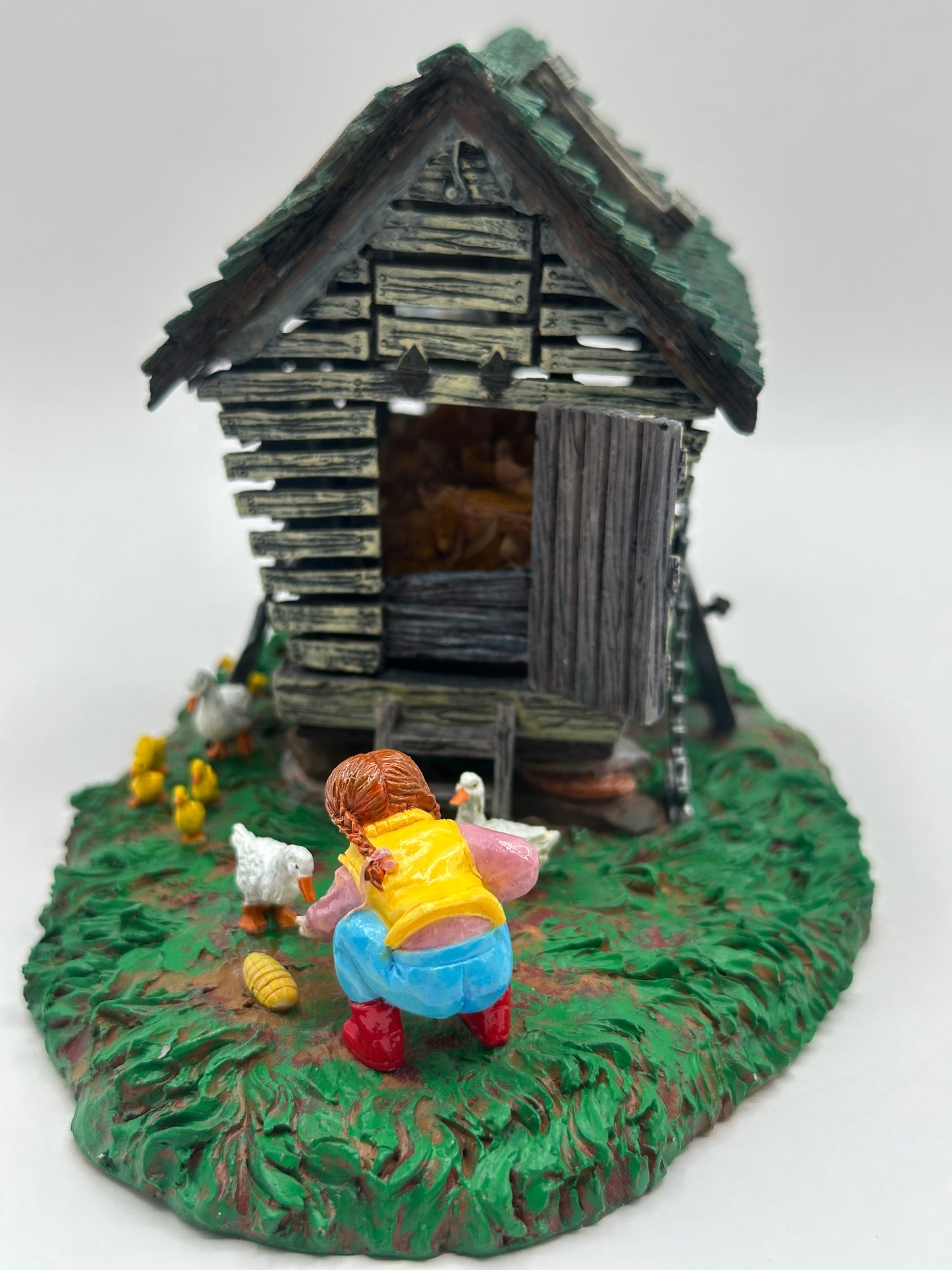 Department 56 - Feeding The Ducks - Buck's County - Original Snow Village