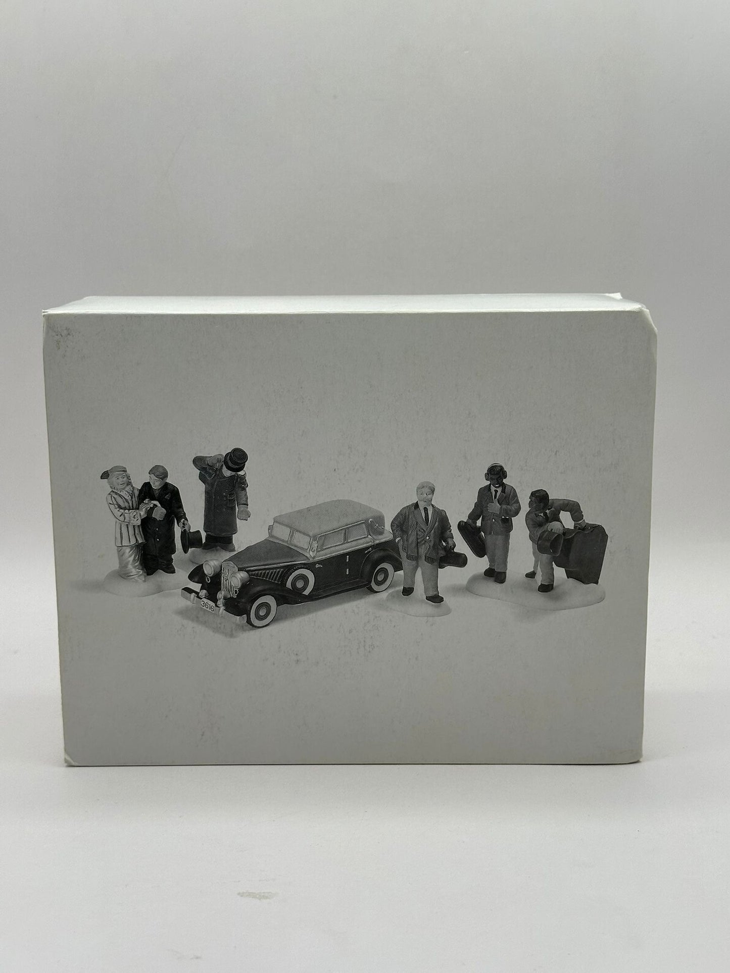 Department 56 -  Steppin' Out On The Town - Christmas in the City