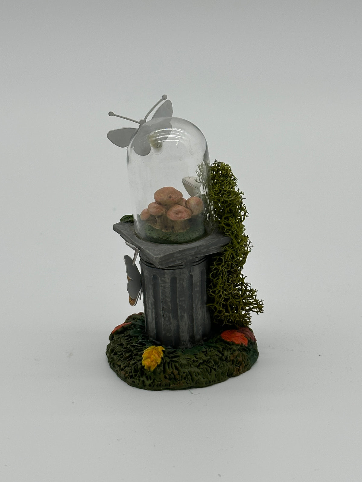 Department 56 - Creepy Creatures Flutter - Halloween