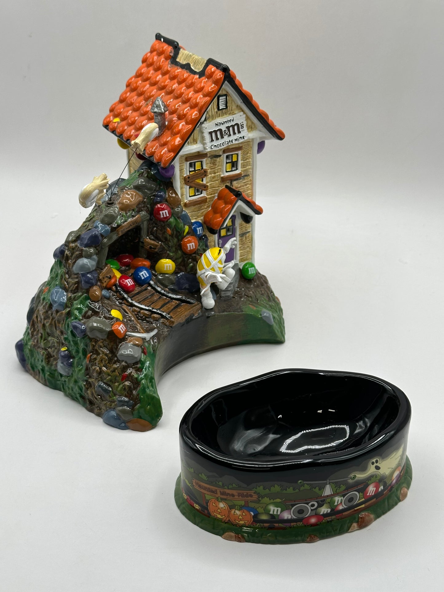 Department 56 - M&M's Haunted Mine Lighted House & Candy Dish