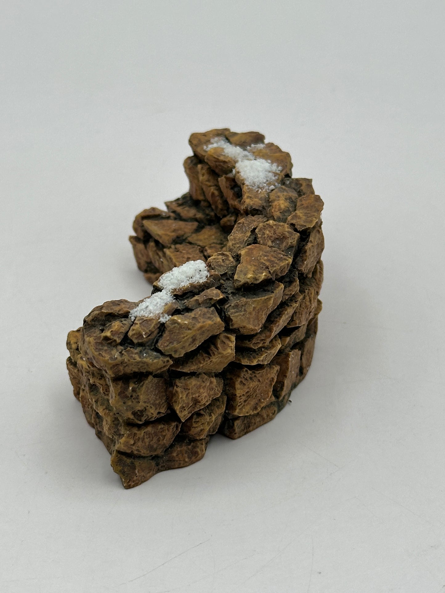 Department 56 - Village Stone Curved Wall 12 Piece Set - Village Accessories