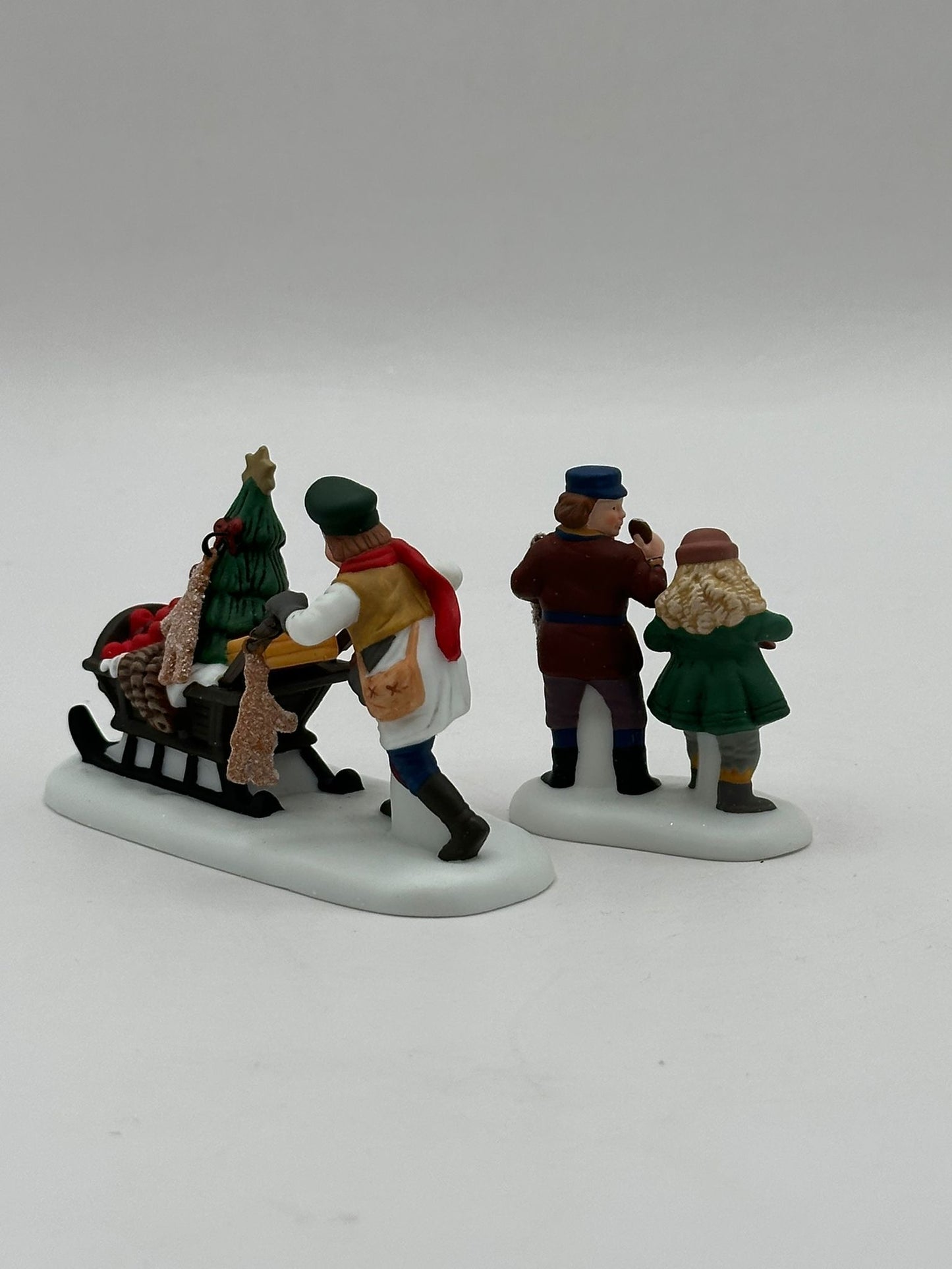 Department 56 - Gingerbread Vendor - Dickens' Village