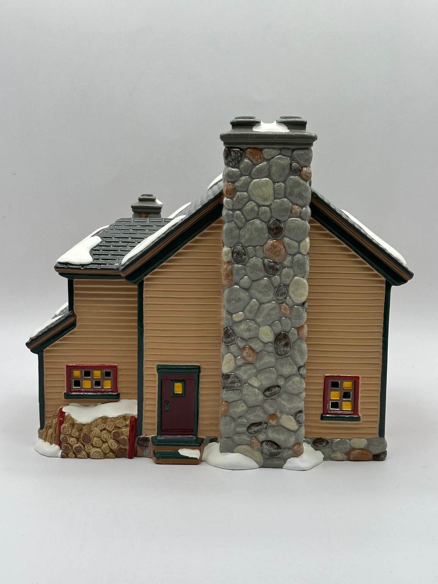 Department 56 - Christmas Lake Chalet - Original Snow Village