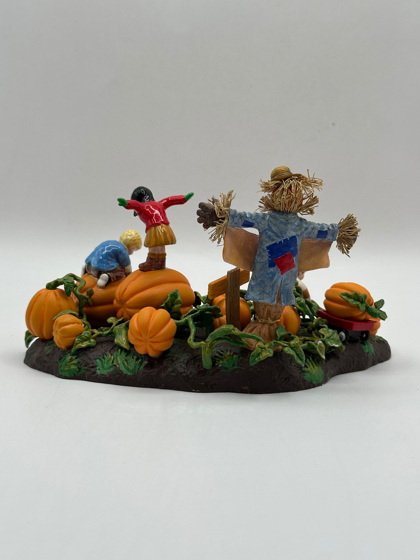 Department 56 - Pick Your Own Pumpkin - Snow Village Halloween