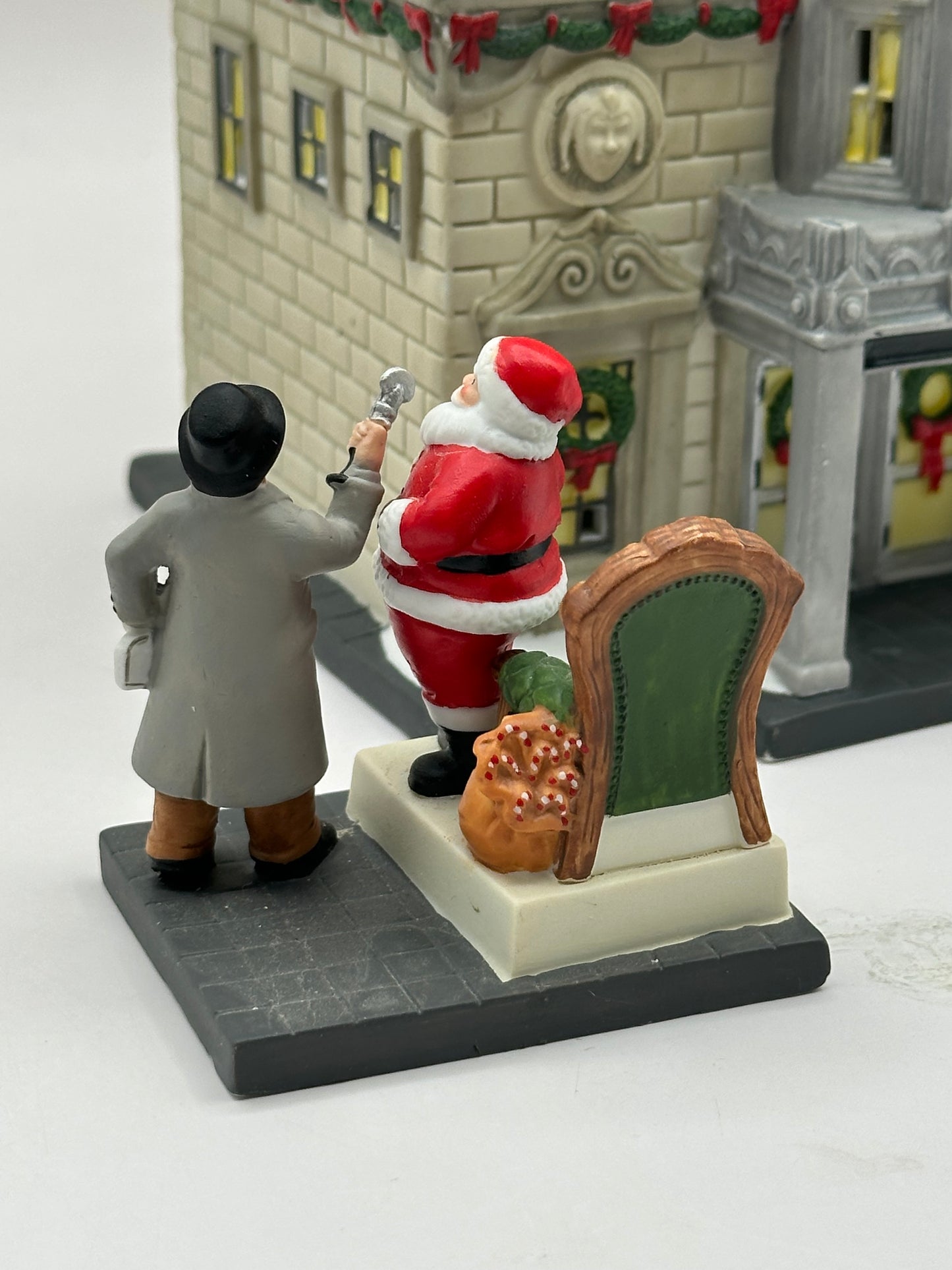 Department 56 - WDFS Radio - Christmas in the City