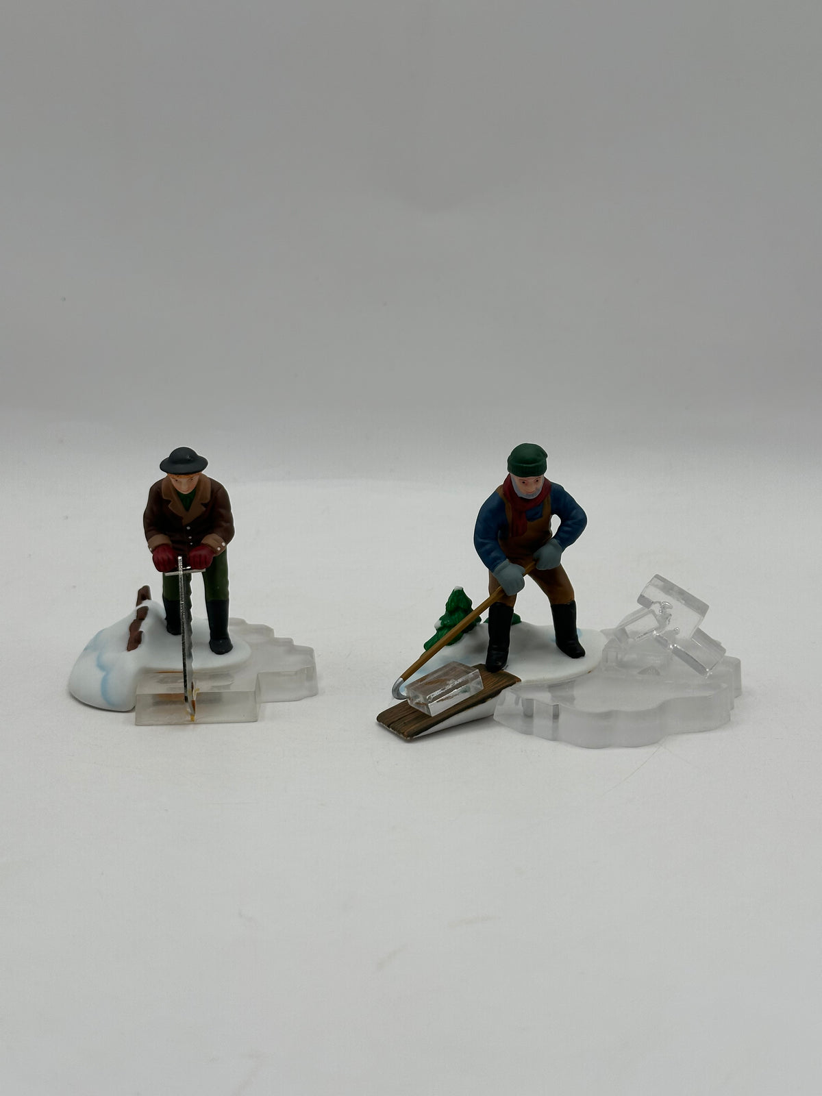 Department 56 - Blue Star Ice Harvesters - New England Village