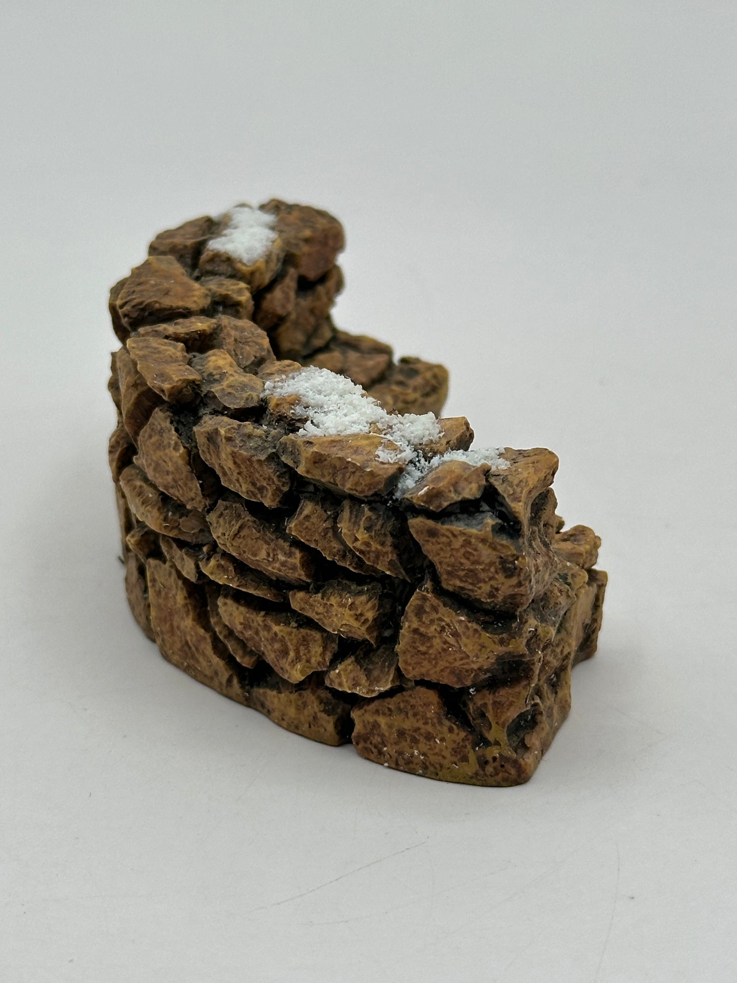 Department 56 - Village Stone Curved Wall 12 Piece Set - Village Accessories